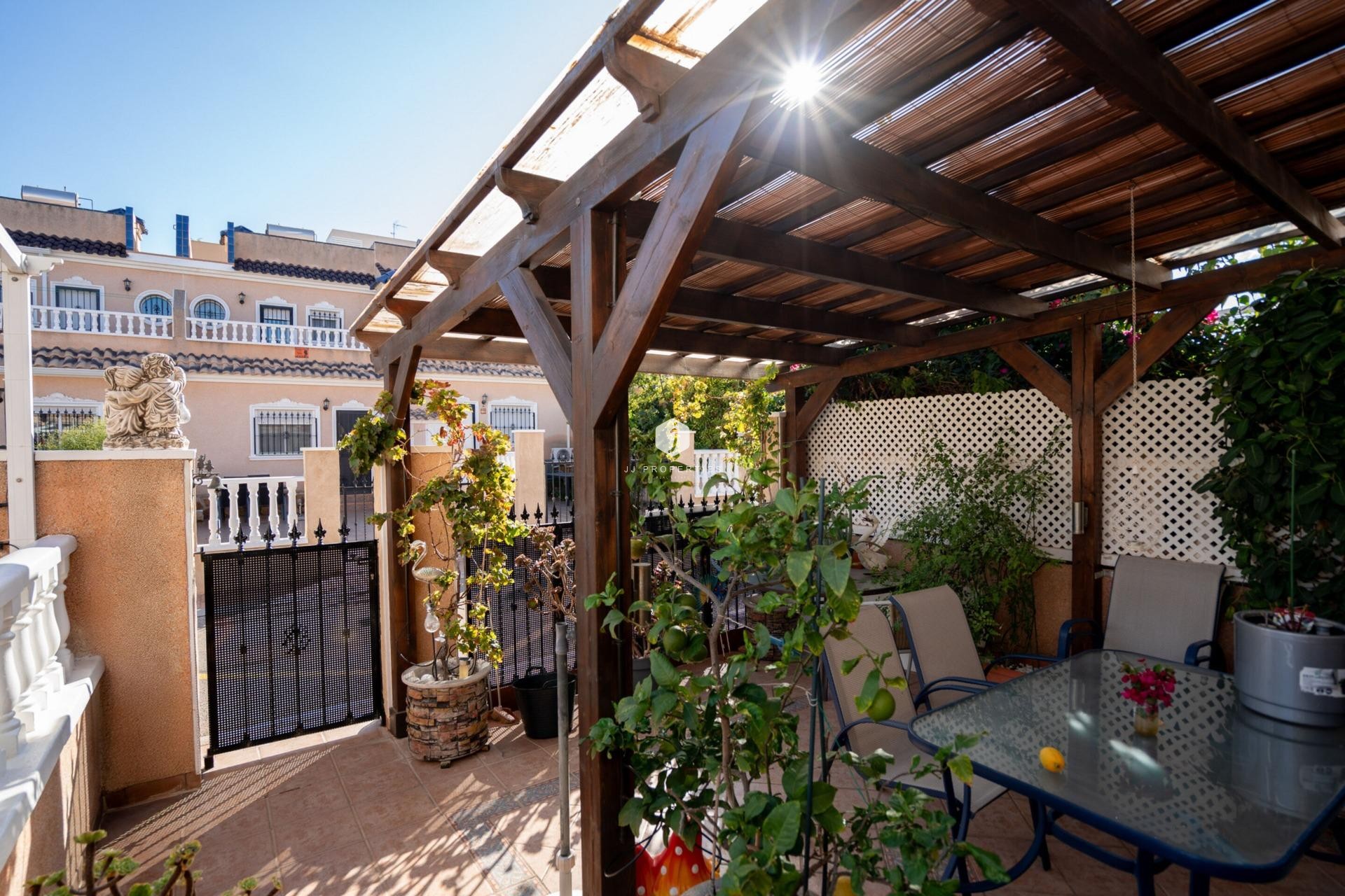 Tweedehands - Chalet -
Orihuela Costa - Los Dolses