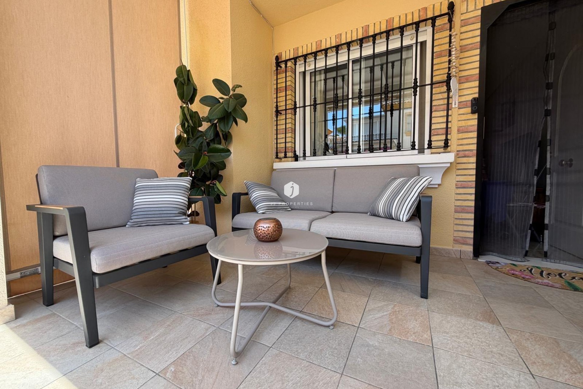 Tweedehands - Chalet -
Orihuela Costa - Los Dolses