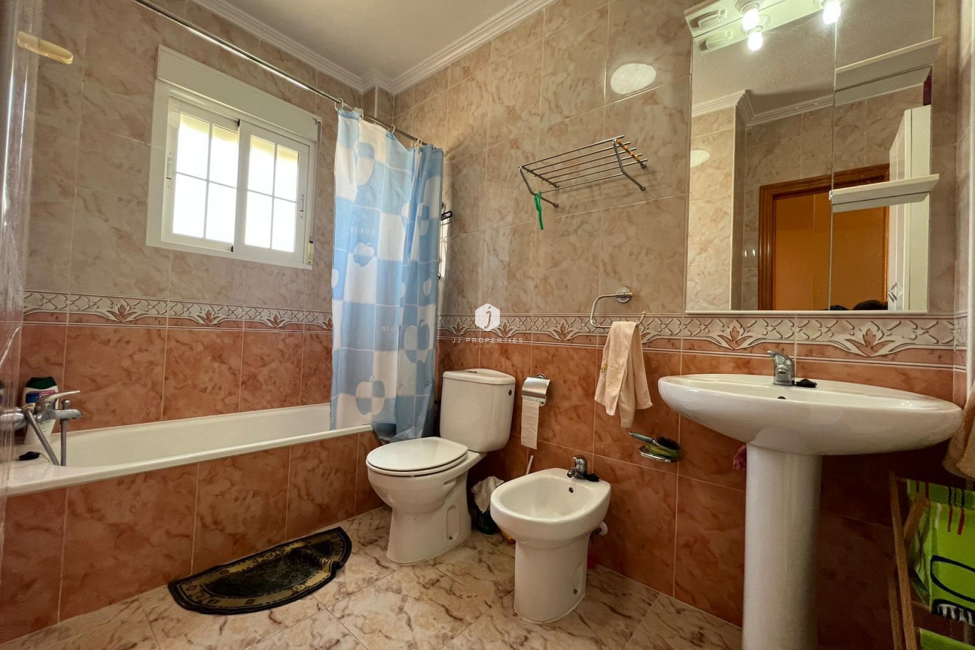 Tweedehands - Chalet -
Orihuela Costa - Montezenia