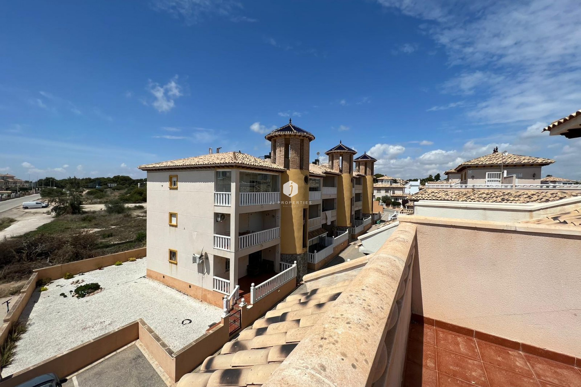 Tweedehands - Chalet -
Orihuela Costa - Montezenia
