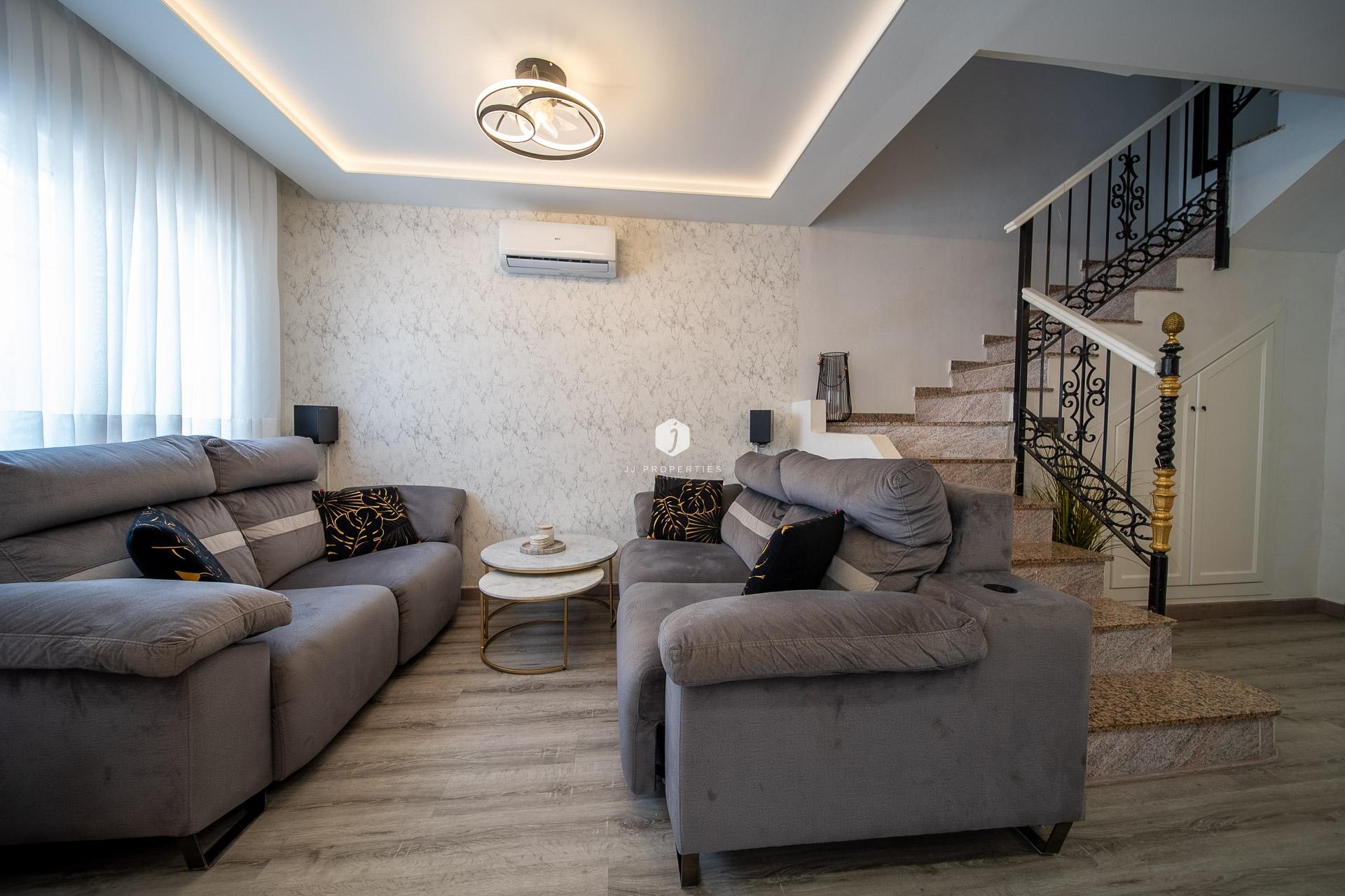 Tweedehands - Chalet -
Orihuela Costa - PAU 26