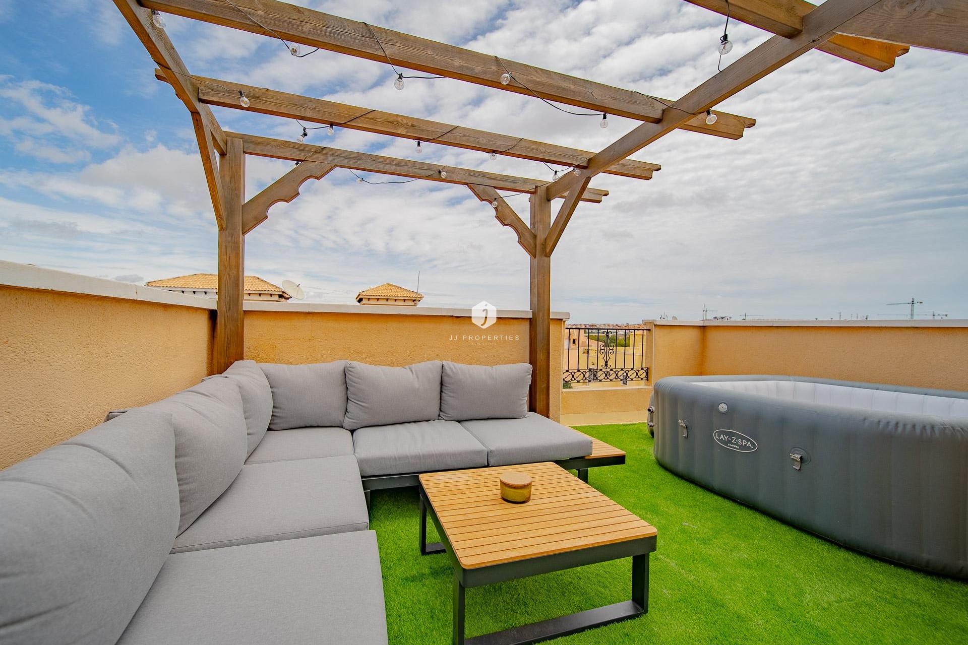 Tweedehands - Chalet -
Orihuela Costa - PAU 26