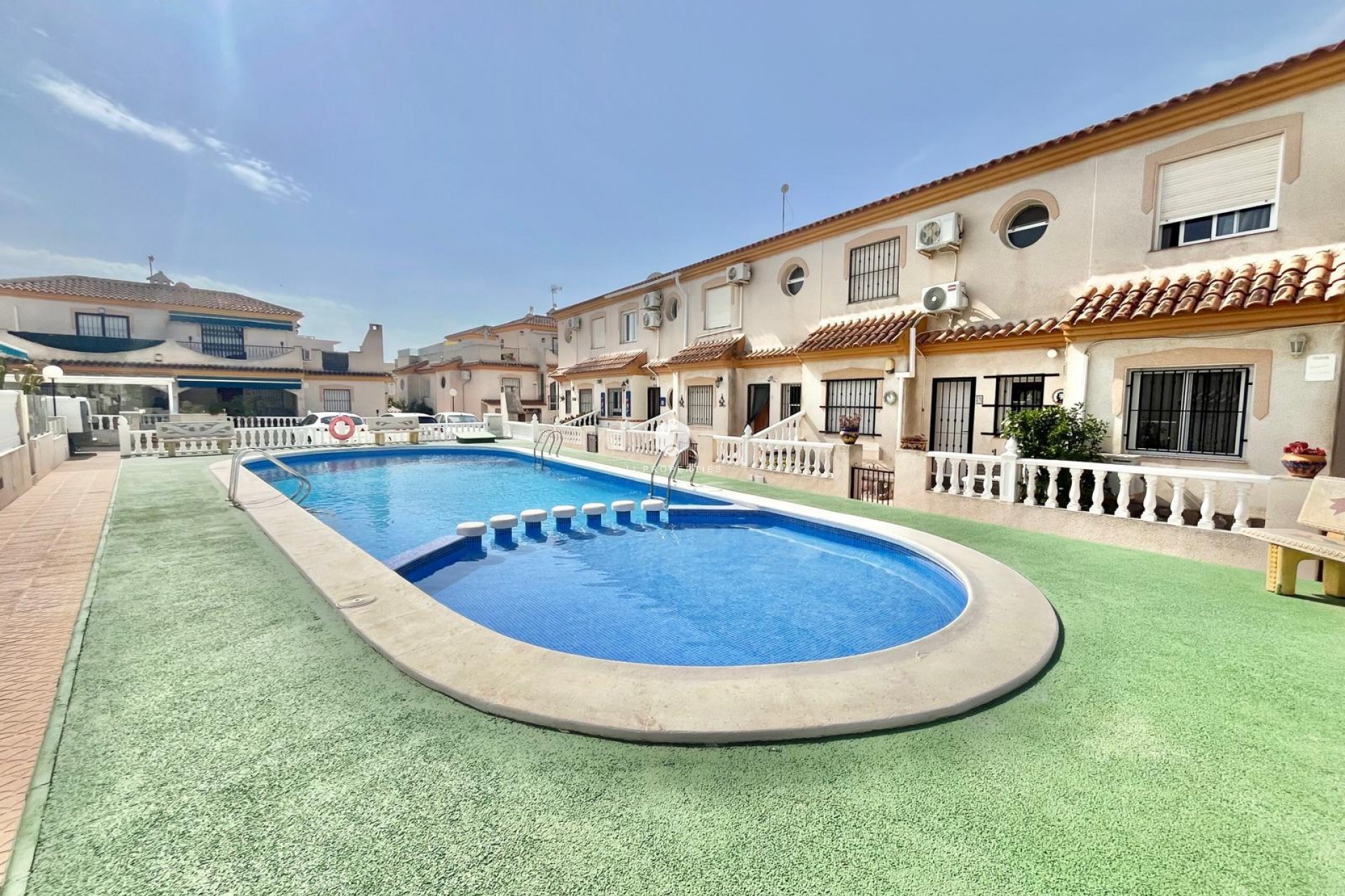 Tweedehands - Chalet -
Orihuela Costa - Playa Flamenca