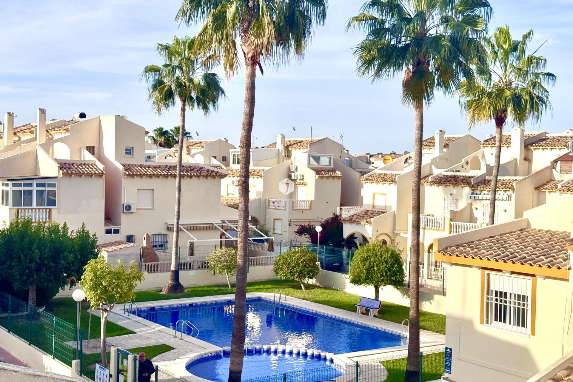 Tweedehands - Chalet -
Orihuela Costa - Playa Flamenca