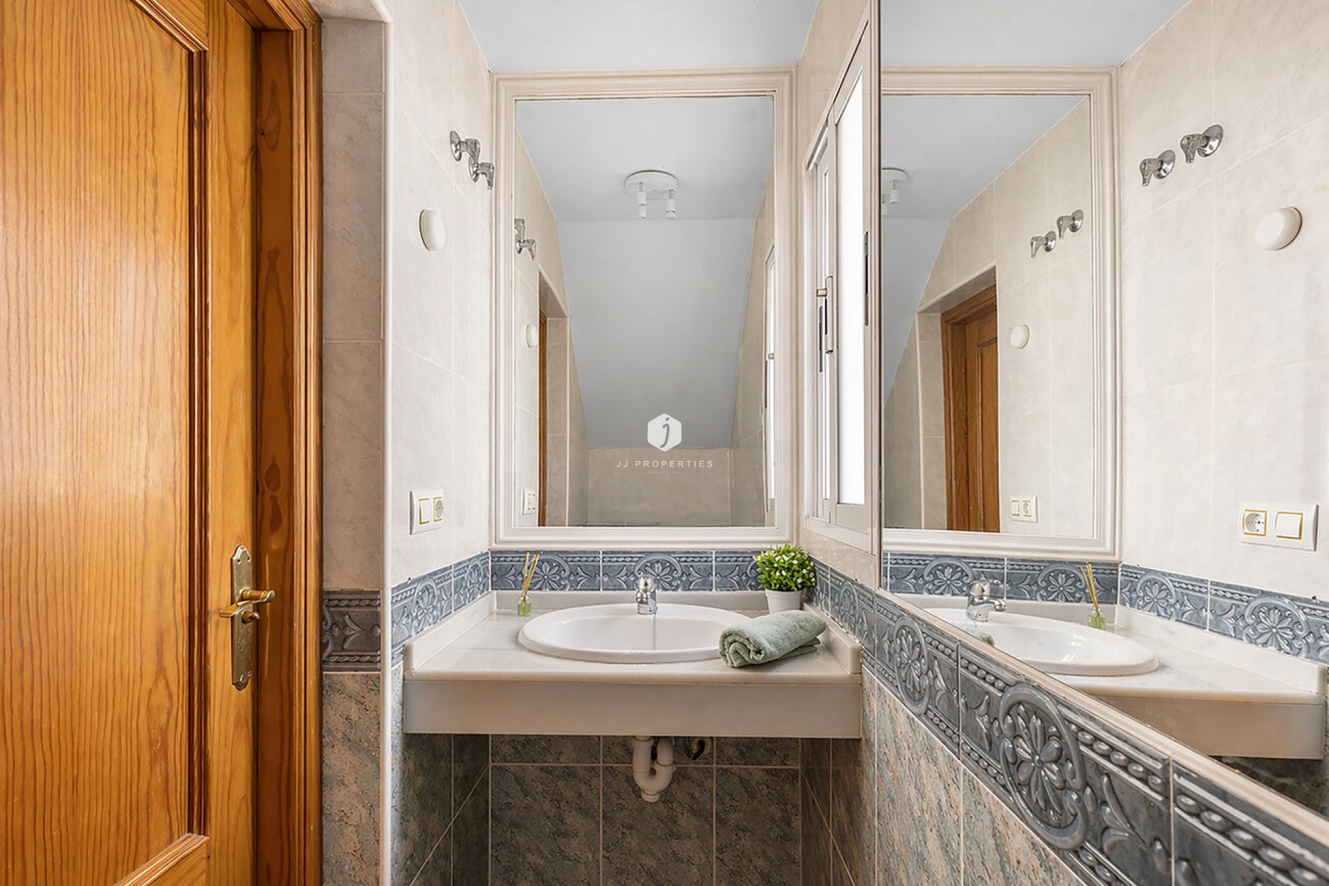 Tweedehands - Chalet -
Orihuela Costa - Villamartín