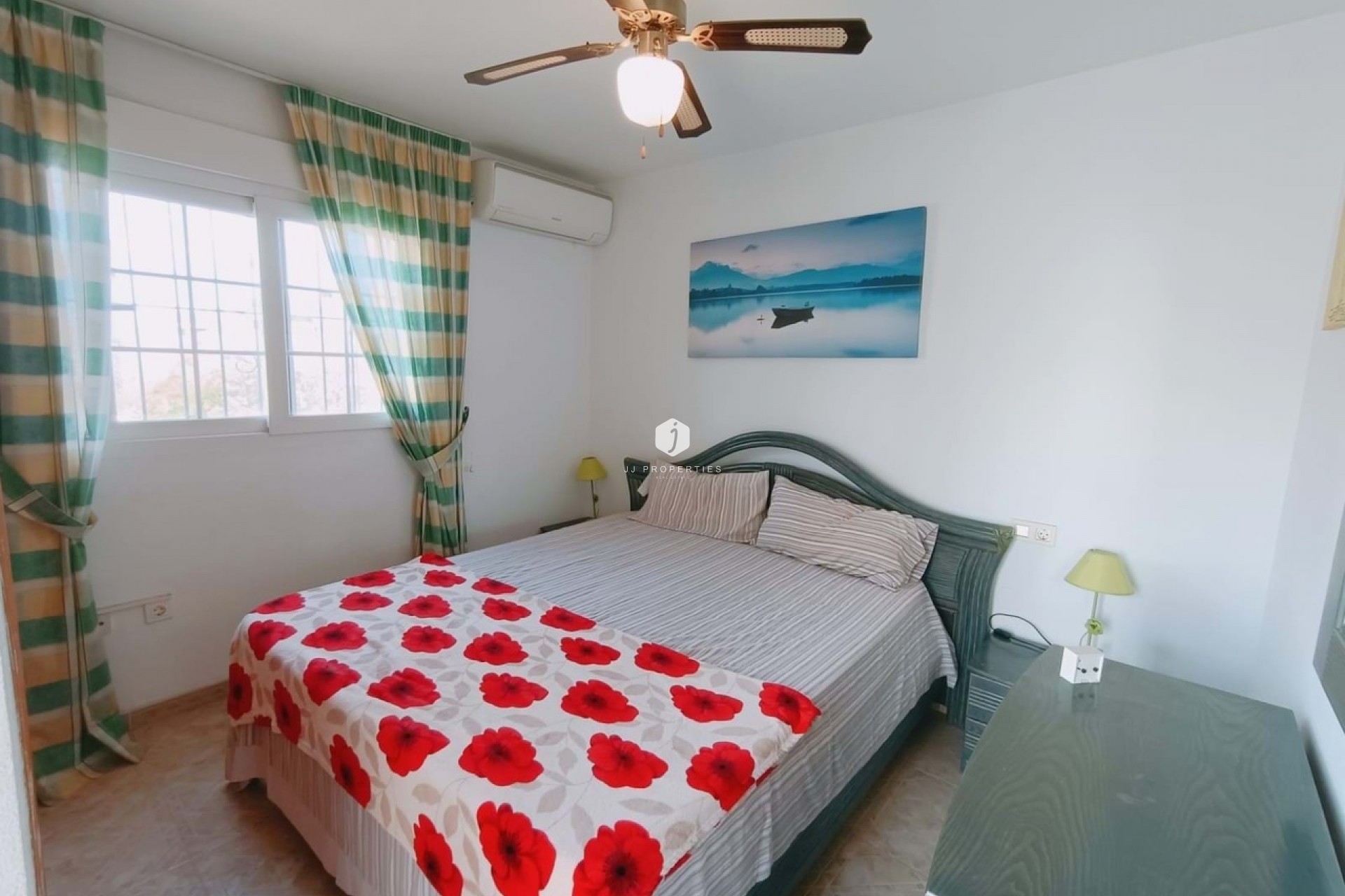 Tweedehands - Chalet -
Playa Flamenca - Costa Blanca