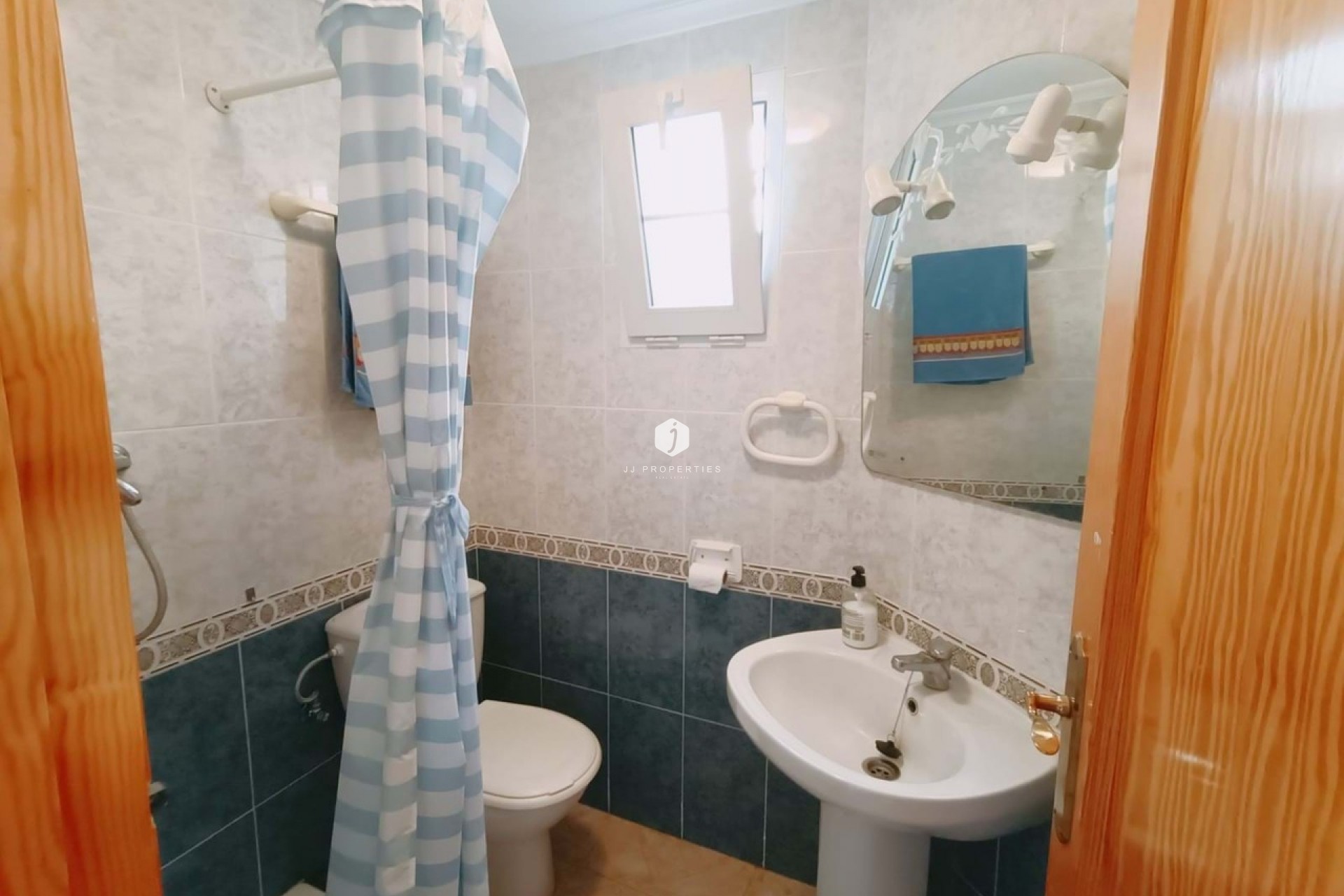 Tweedehands - Chalet -
Playa Flamenca - Costa Blanca