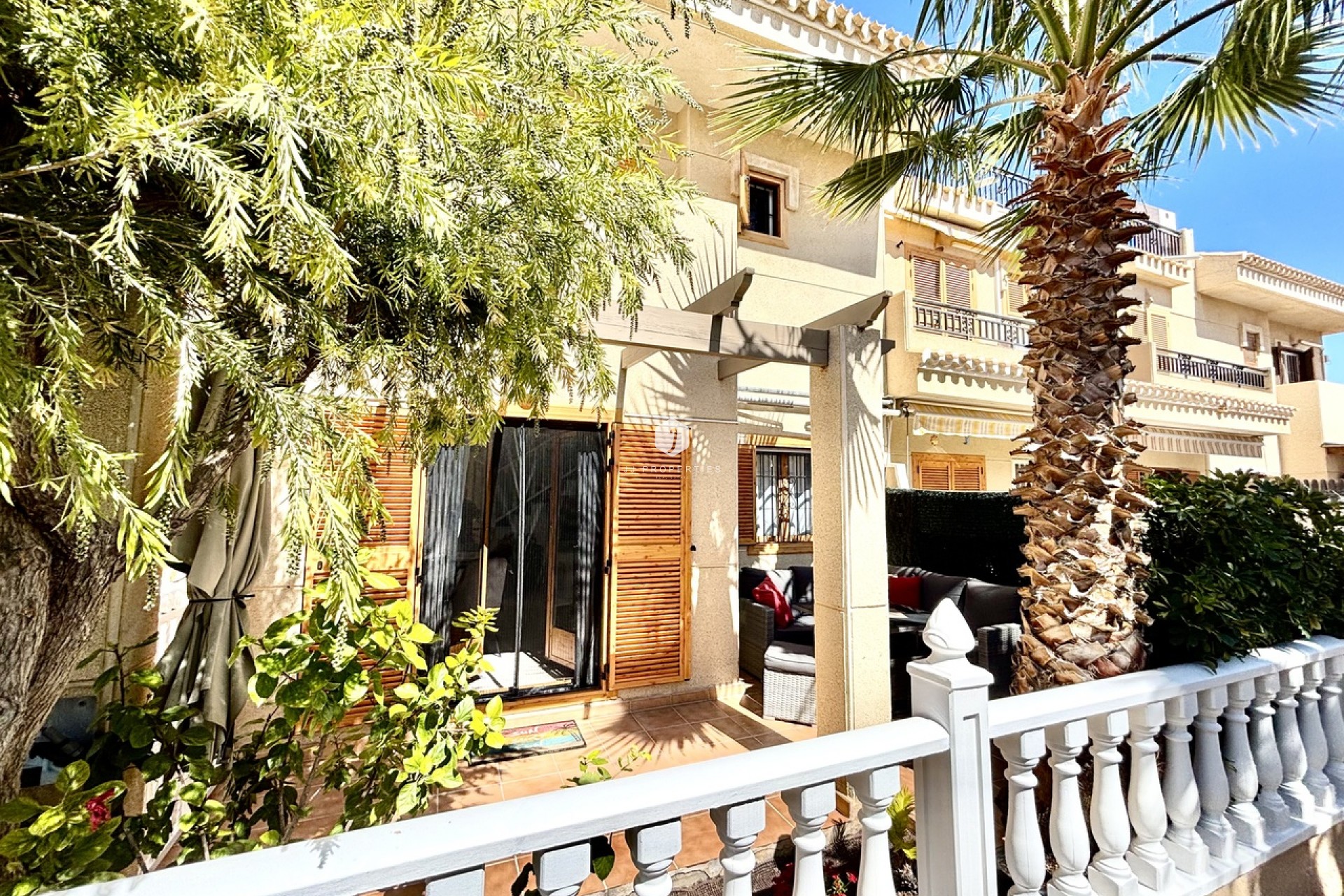 Tweedehands - Chalet -
Playa Flamenca - Costa Blanca