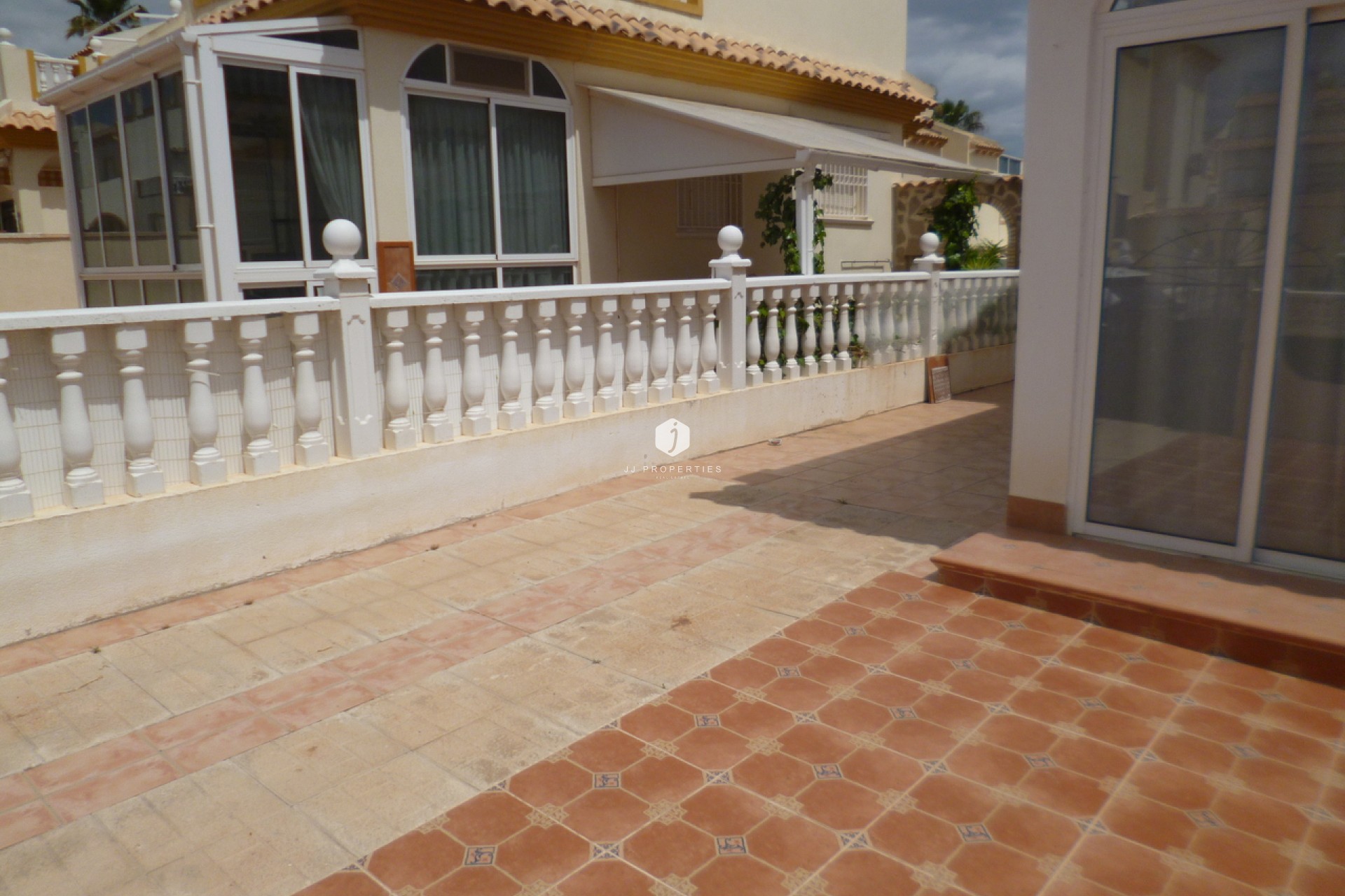 Tweedehands - Chalet -
Playa Flamenca - Costa Blanca