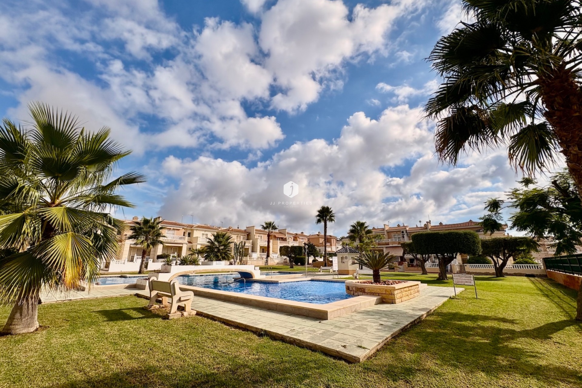 Tweedehands - Chalet -
Rojales - Inland