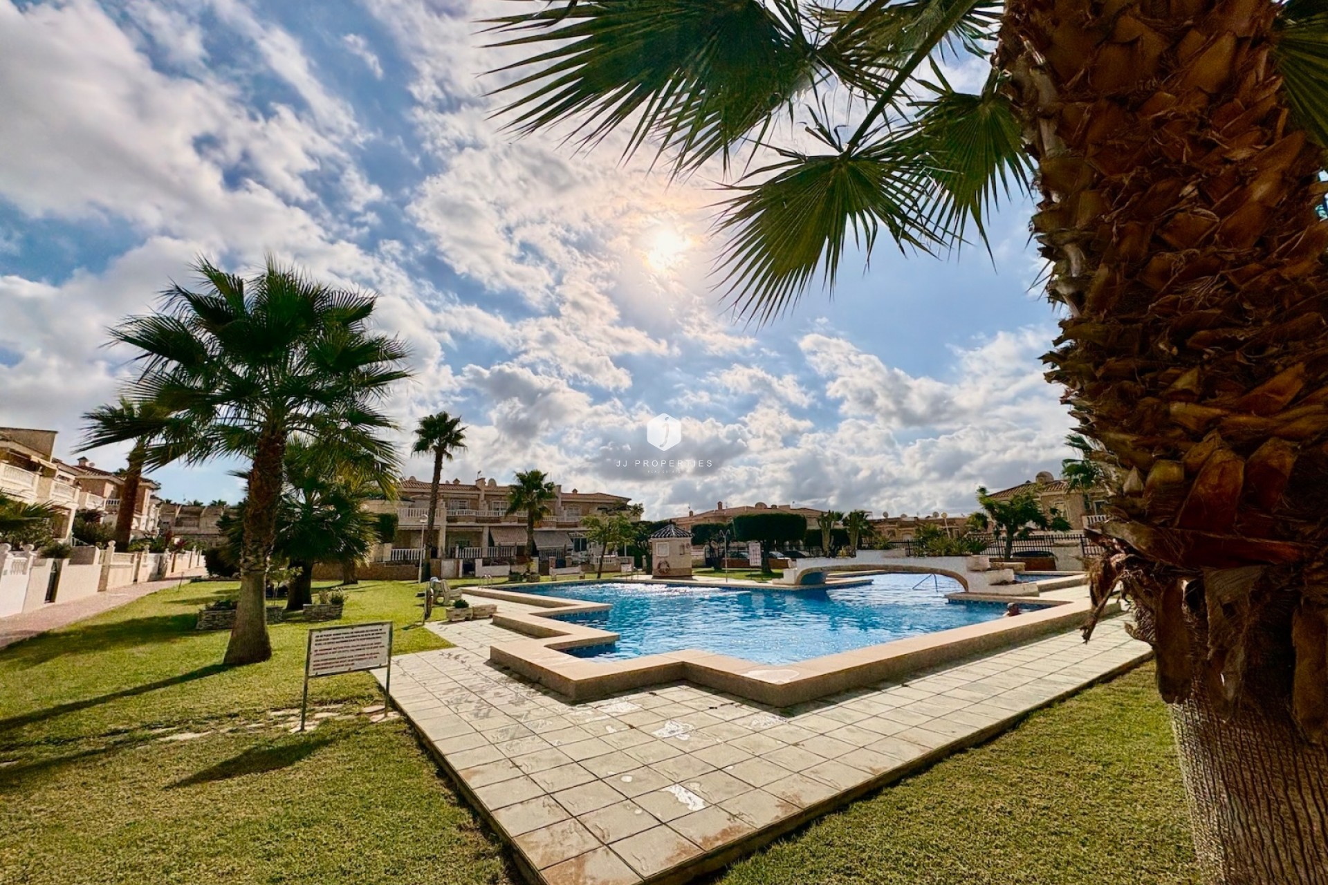 Tweedehands - Chalet -
Rojales - Inland