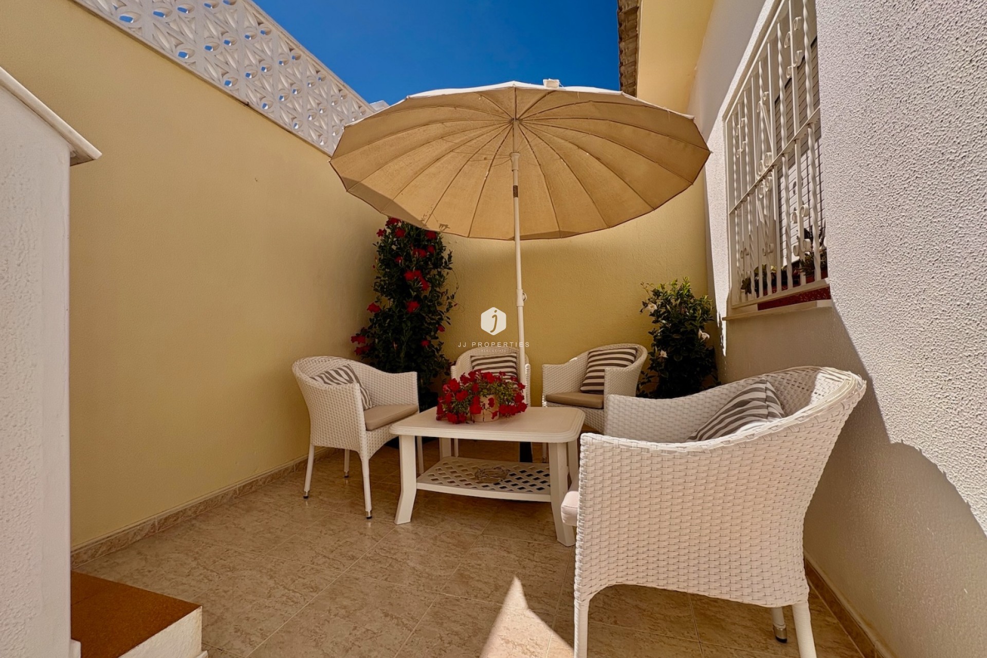 Tweedehands - Chalet -
Rojales - Inland