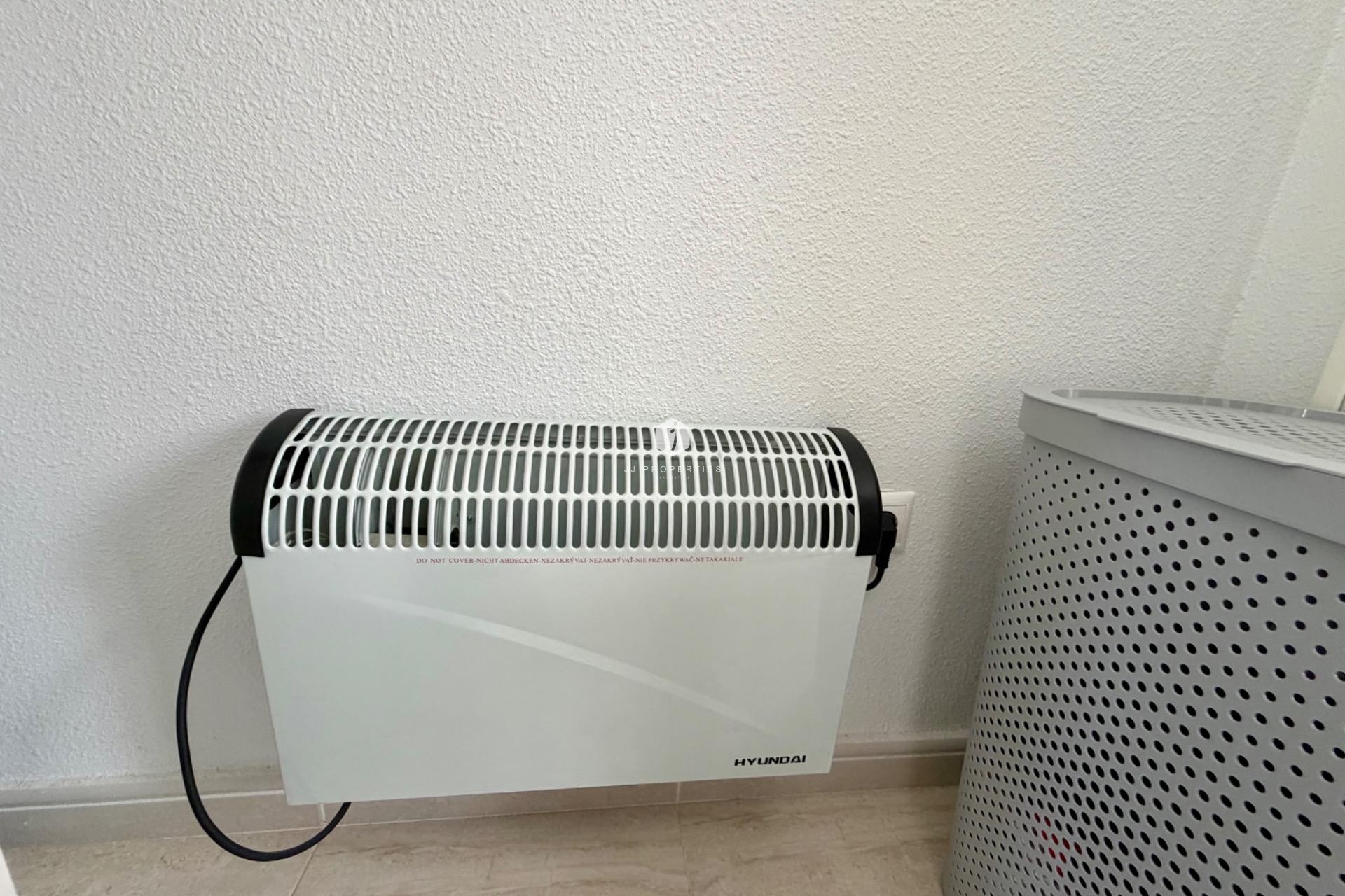 Tweedehands - Chalet -
Rojales - Pueblo