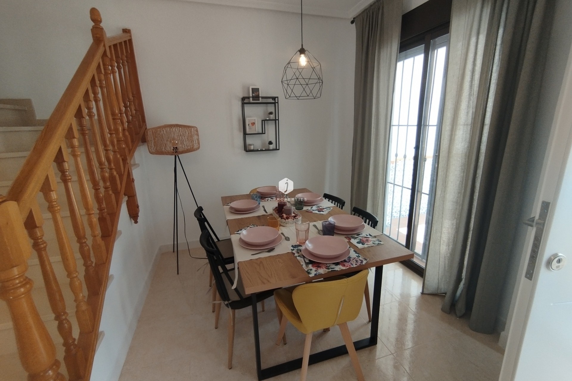 Tweedehands - Chalet -
San Miguel de Salinas - Inland