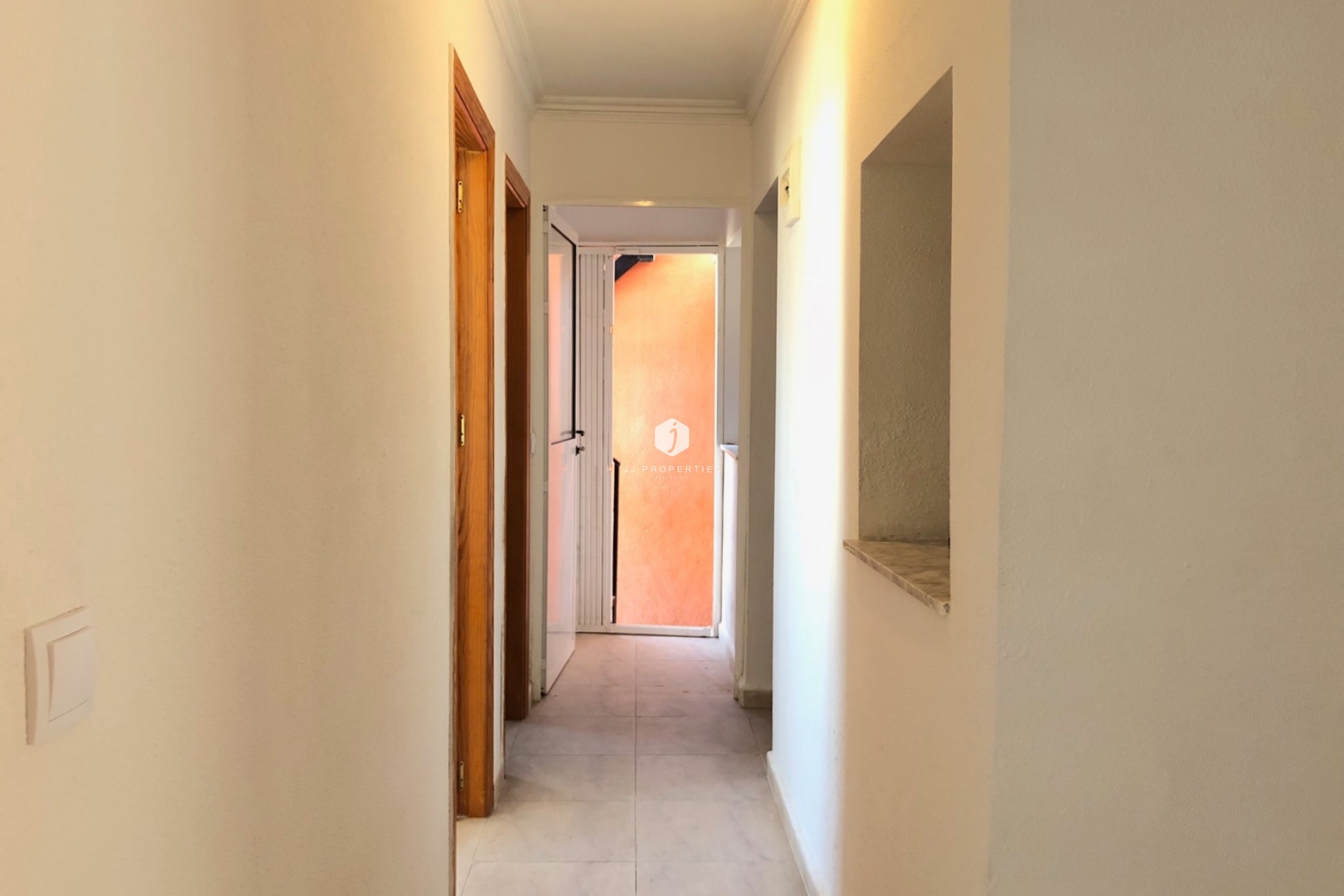 Tweedehands - Chalet -
San Miguel de Salinas - Inland