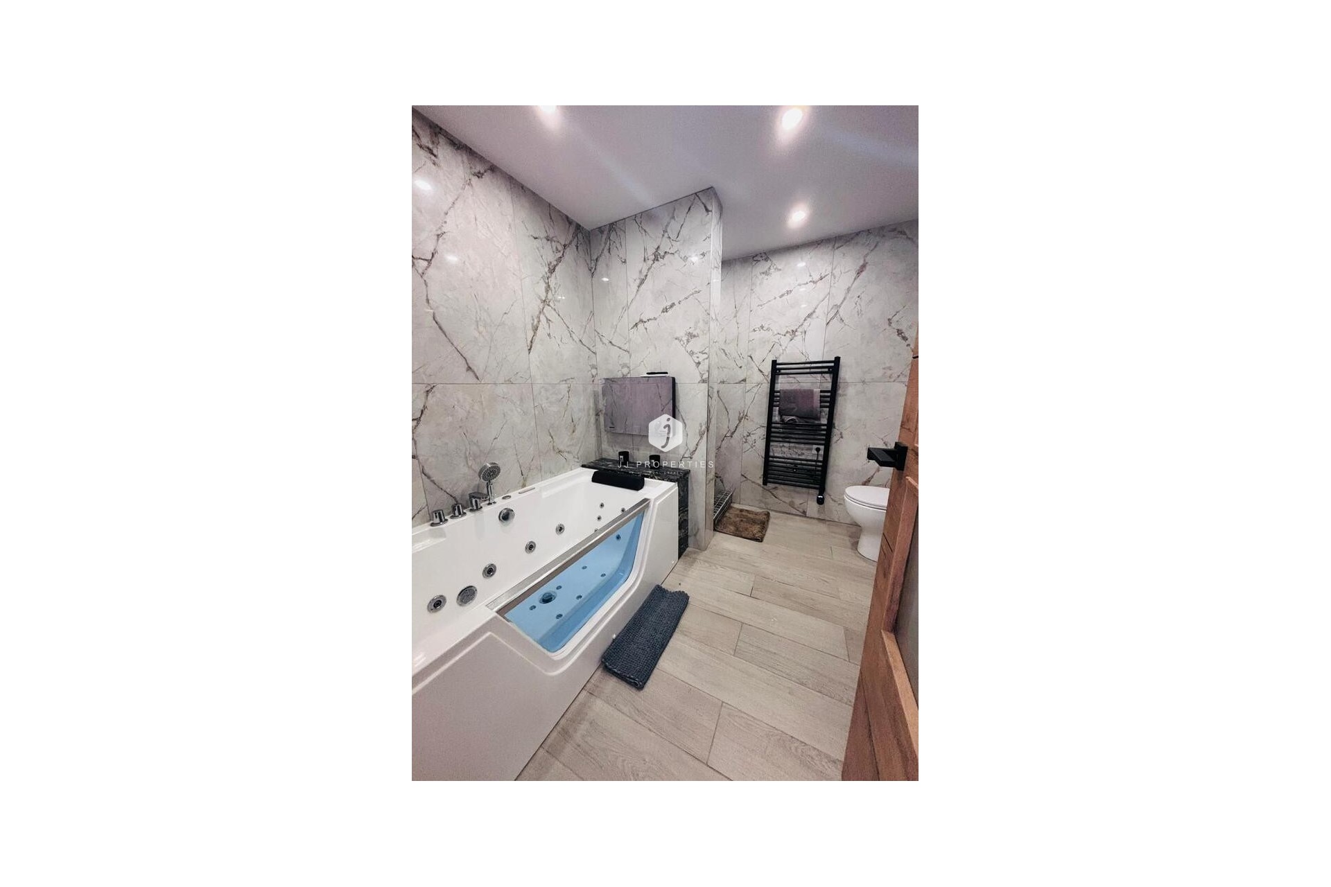 Tweedehands - Chalet -
San Miguel de Salinas - Inland