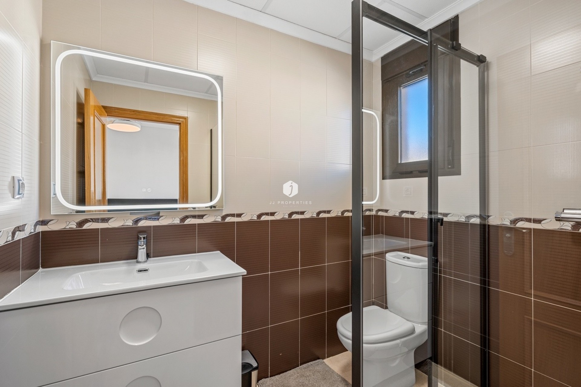 Tweedehands - Chalet -
San Miguel de Salinas - Inland