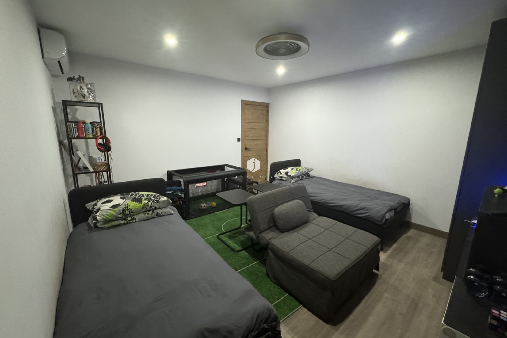 Tweedehands - Chalet -
San Miguel de Salinas - Inland