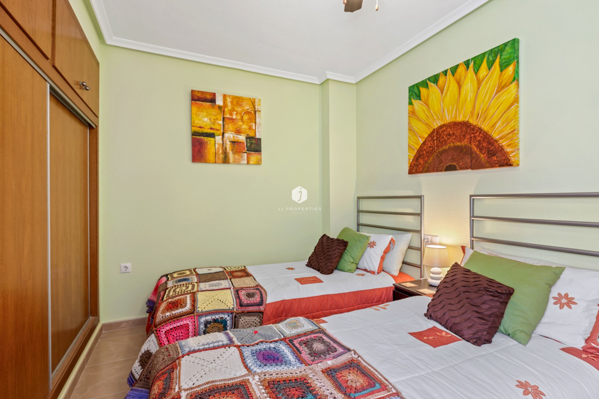 Tweedehands - Chalet -
San Miguel de Salinas - Inland