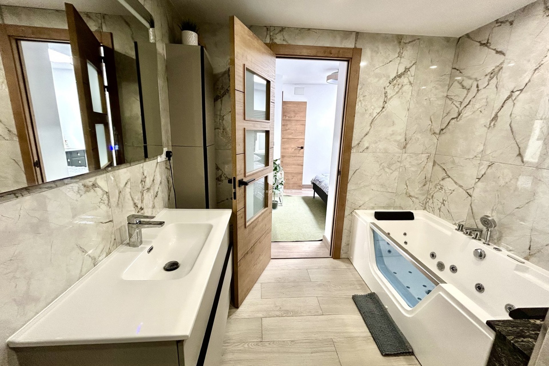 Tweedehands - Chalet -
San Miguel de Salinas - Inland