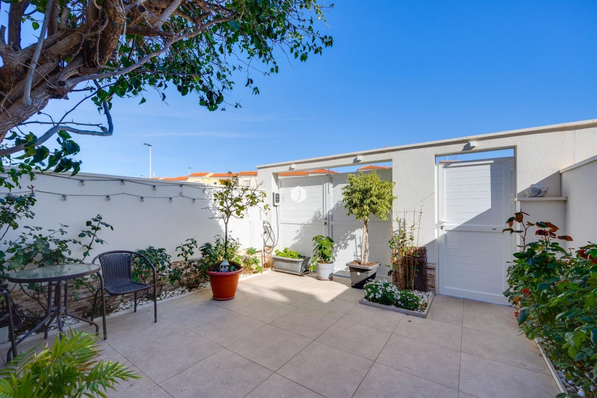 Tweedehands - Chalet -
Torrevieja - aguas nuevas