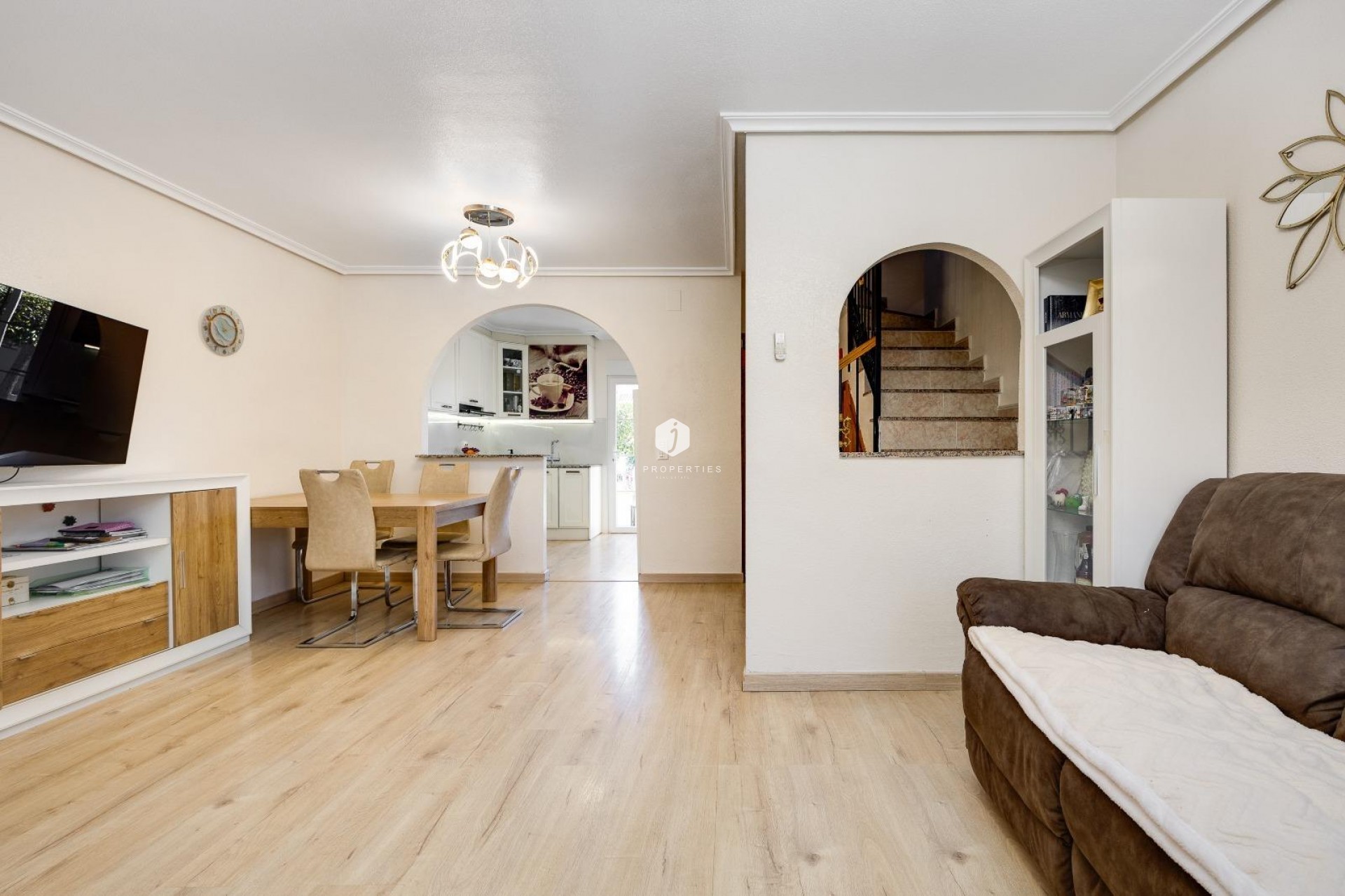 Tweedehands - Chalet -
Torrevieja - aguas nuevas