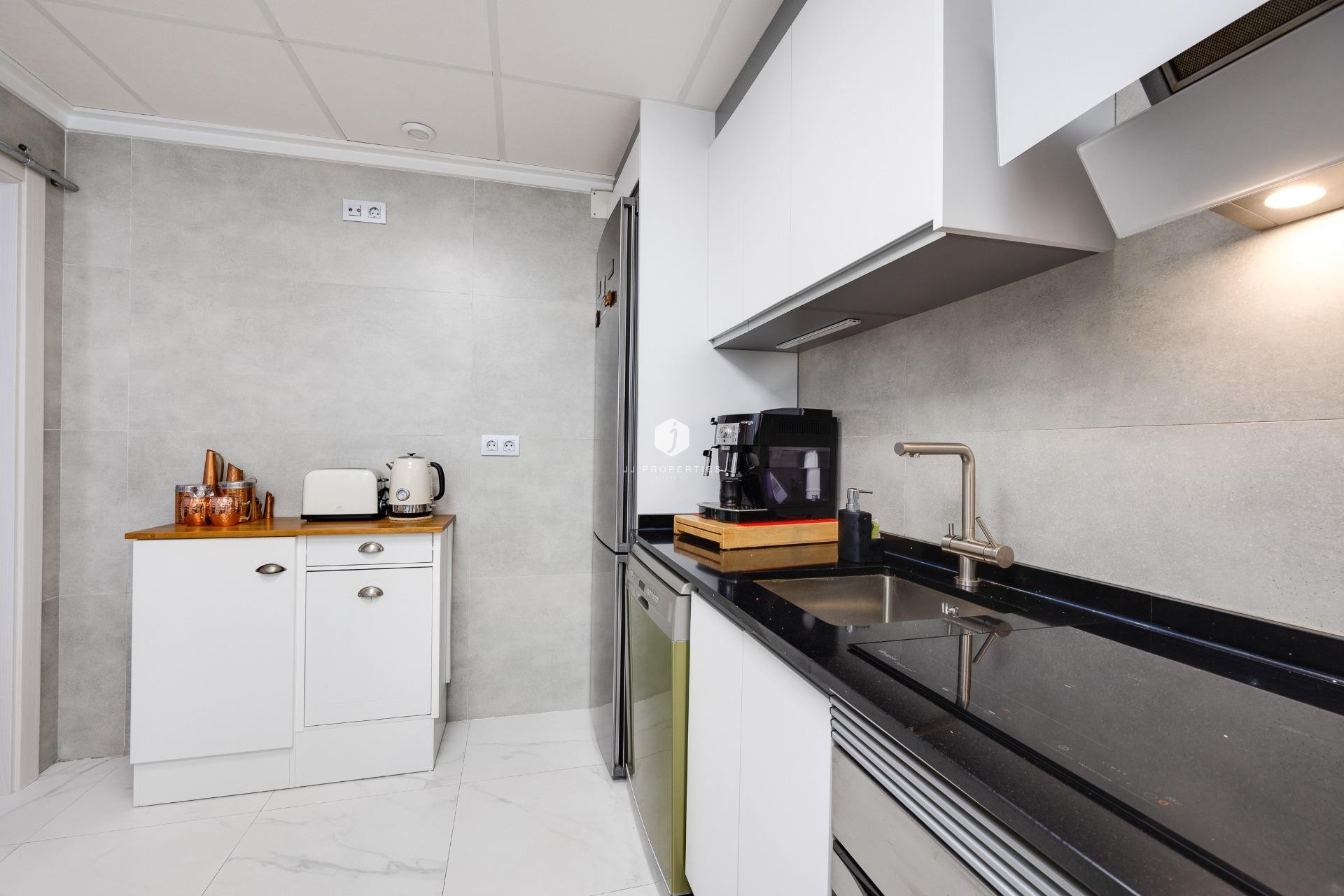 Tweedehands - Chalet -
Torrevieja - aguas nuevas