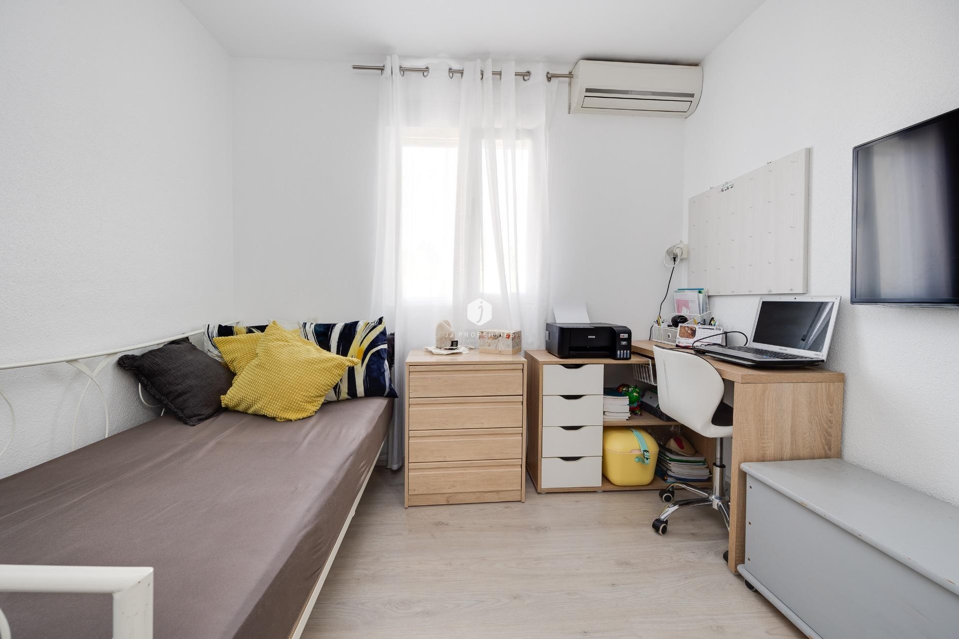 Tweedehands - Chalet -
Torrevieja - aguas nuevas