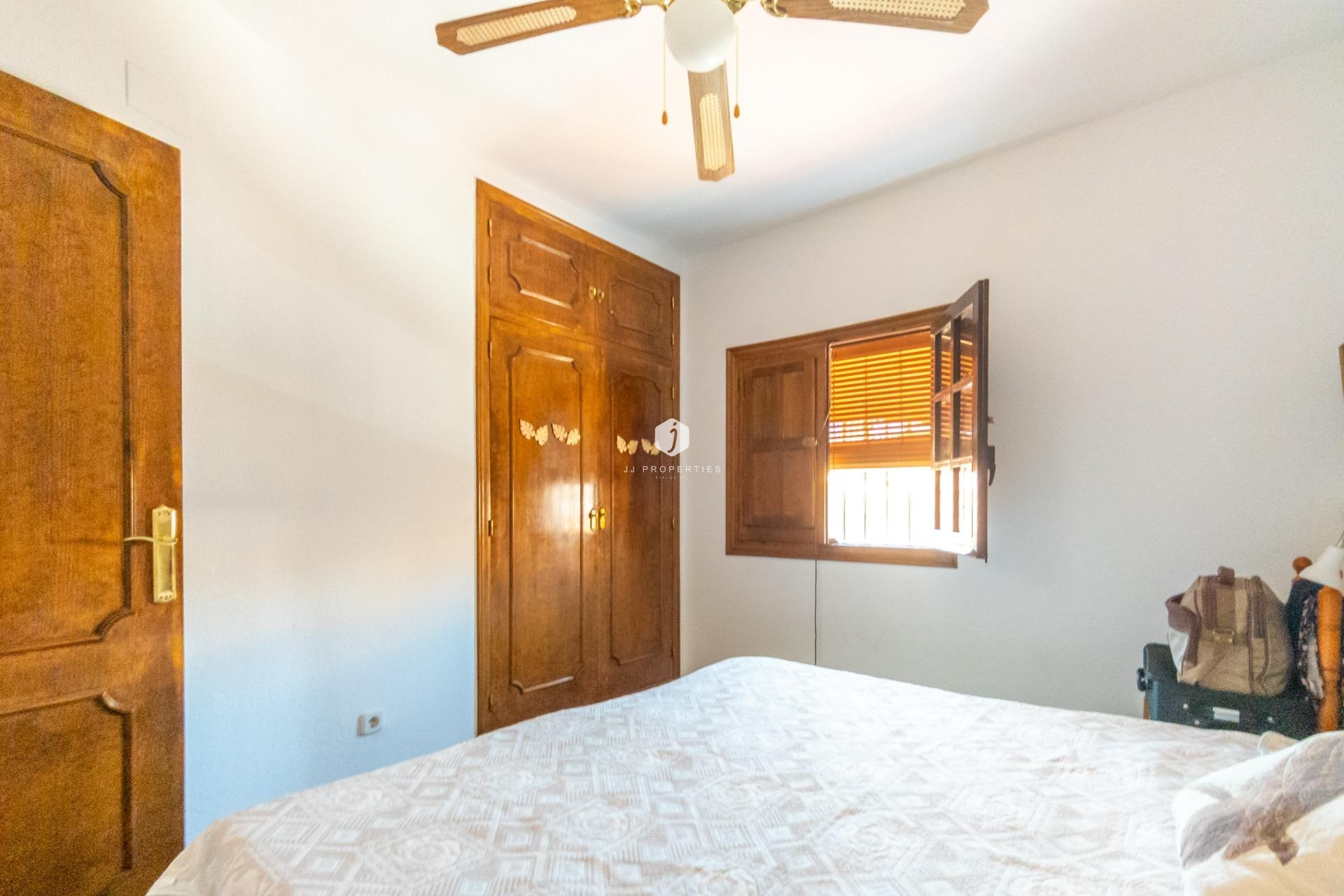 Tweedehands - Chalet -
Torrevieja - Cabo cervera