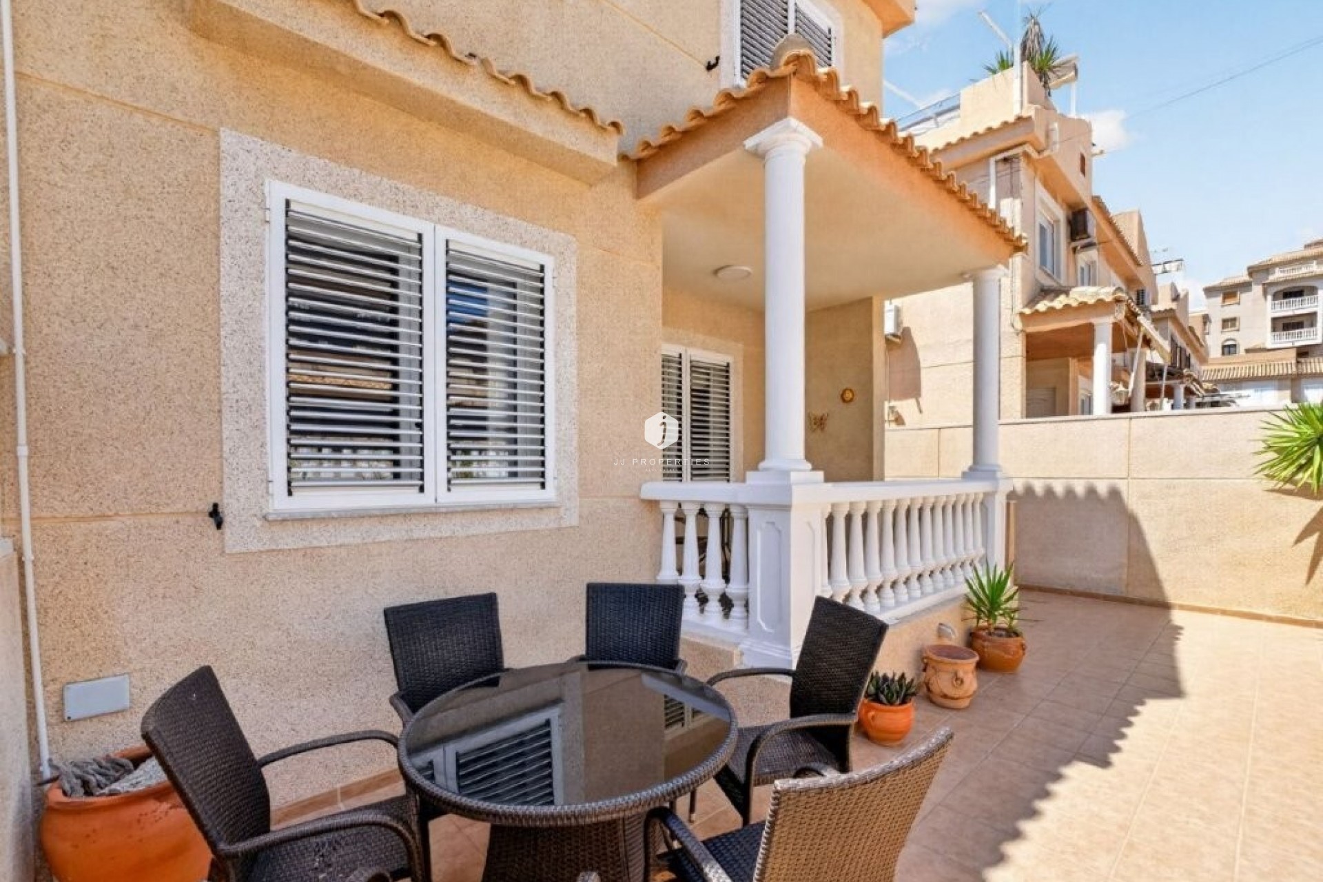 Tweedehands - Chalet -
Torrevieja - Cabo cervera