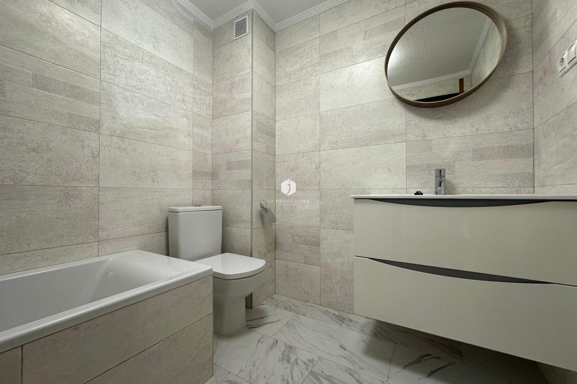 Tweedehands - Chalet -
Torrevieja - Cabo cervera