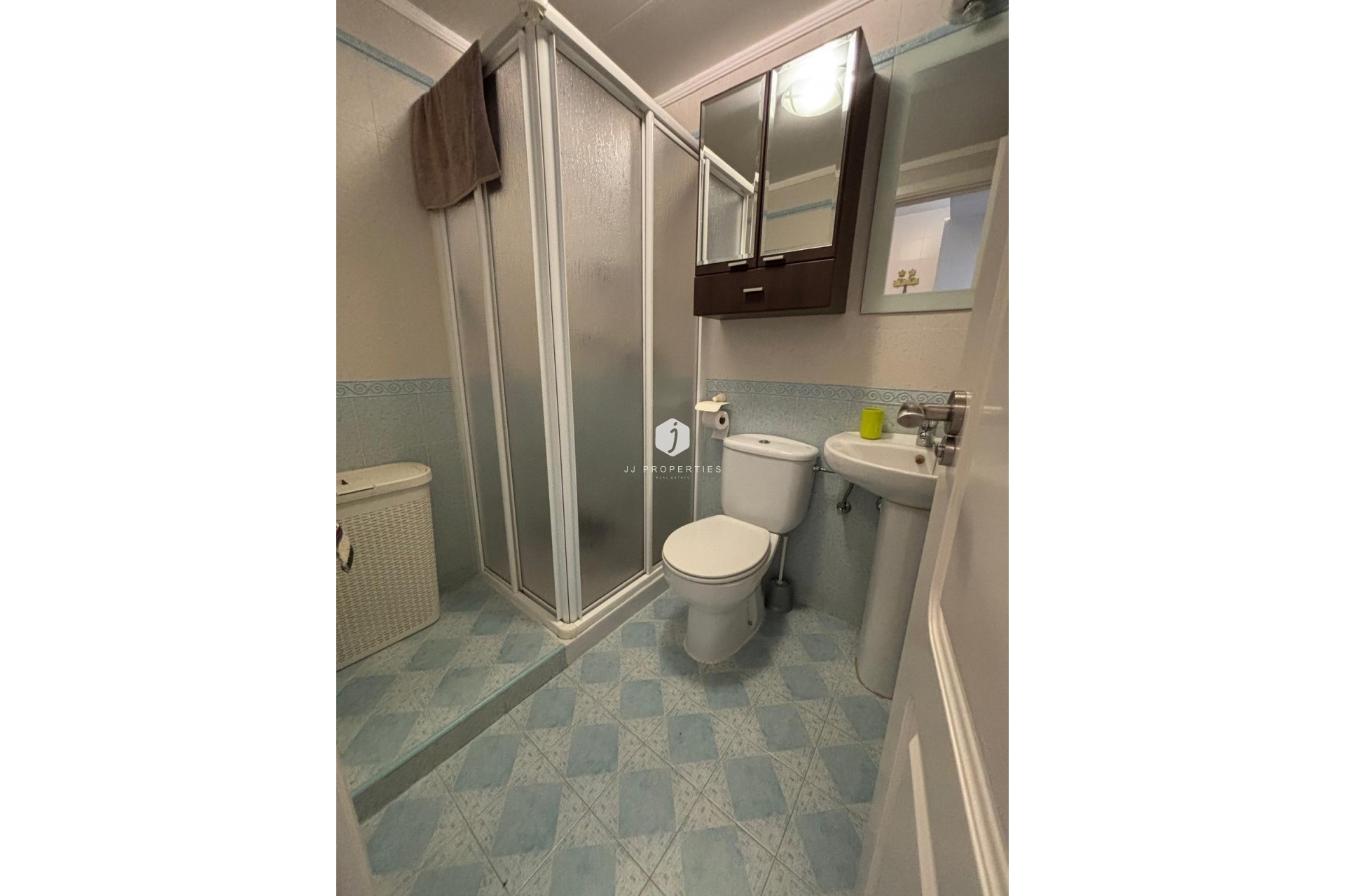 Tweedehands - Chalet -
Torrevieja - Carrefour