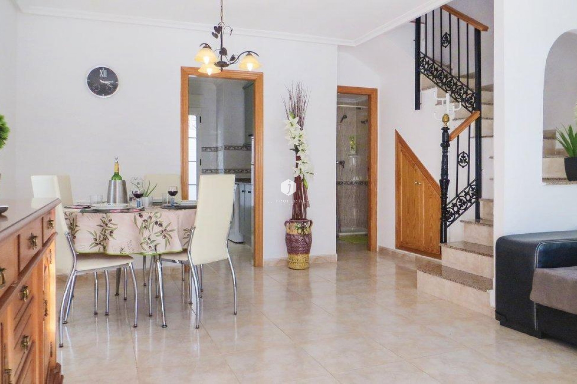 Tweedehands - Chalet -
Torrevieja - Carrefour