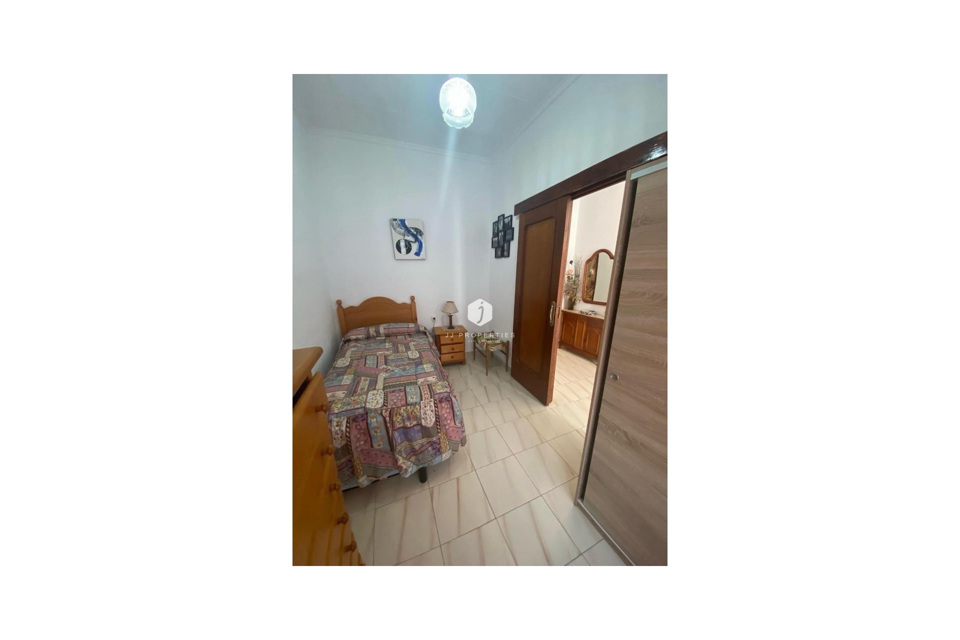 Tweedehands - Chalet -
Torrevieja - Centro