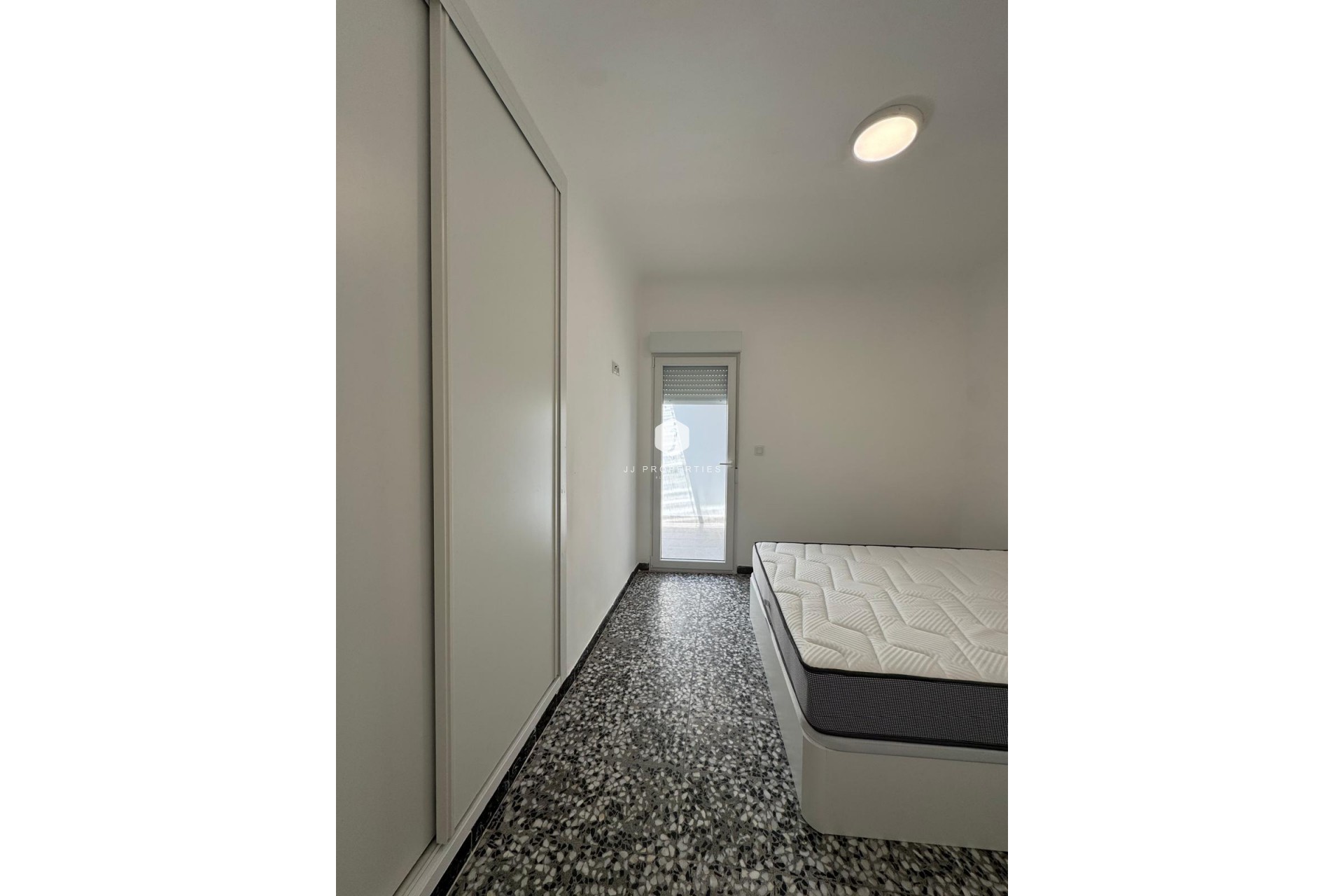 Tweedehands - Chalet -
Torrevieja - Centro