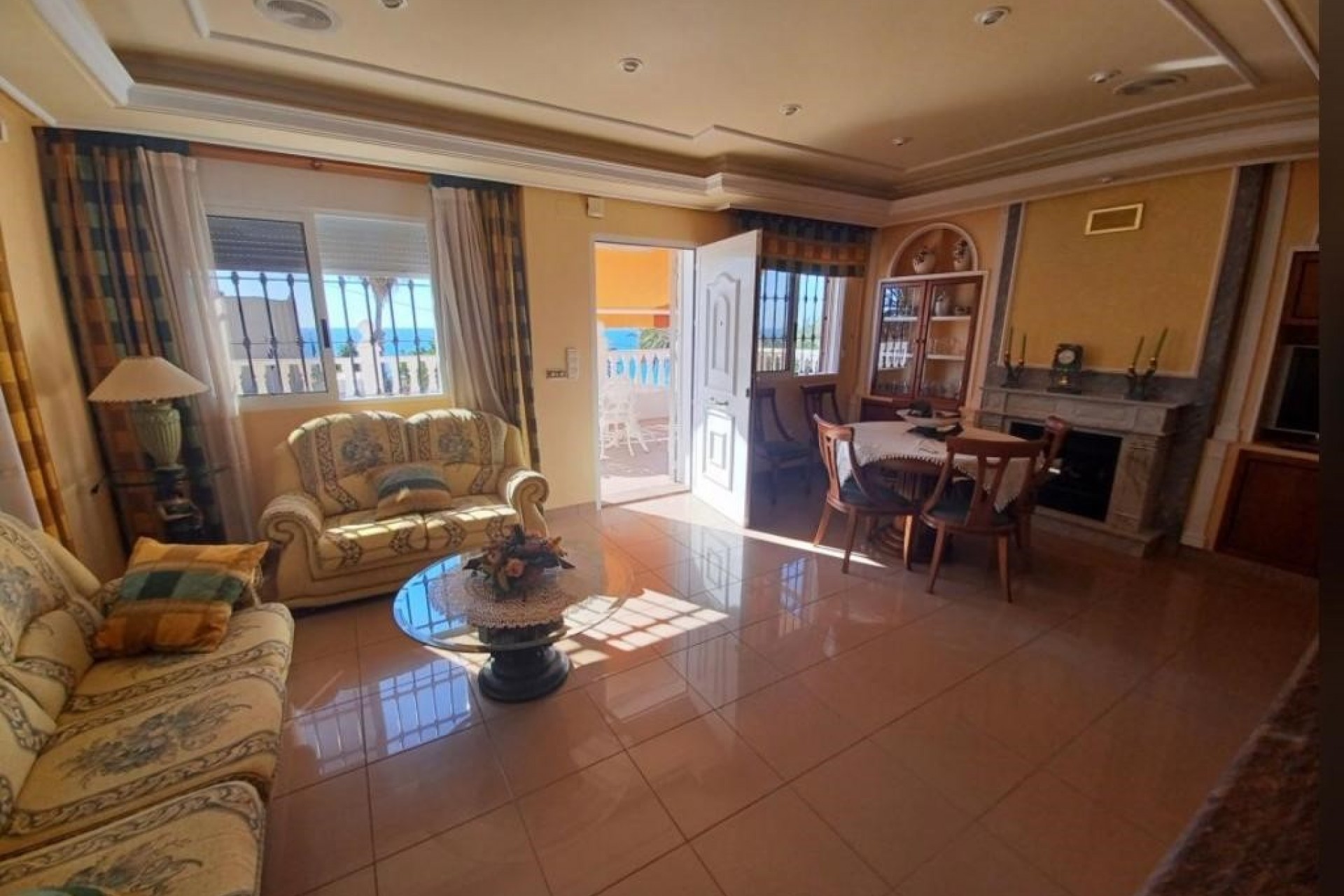 Tweedehands - Chalet -
Torrevieja - Costa Blanca