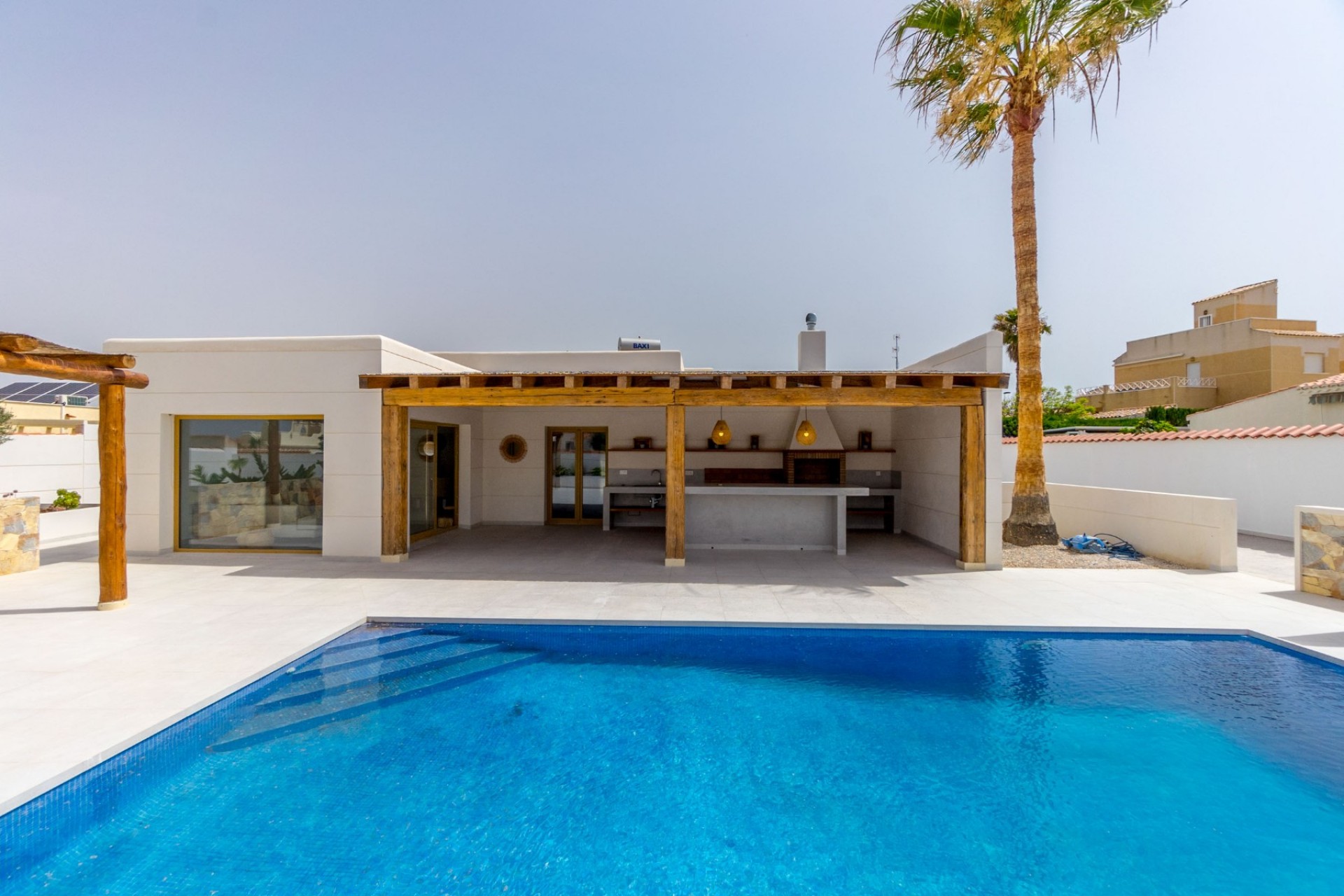 Tweedehands - Chalet -
Torrevieja - Costa Blanca