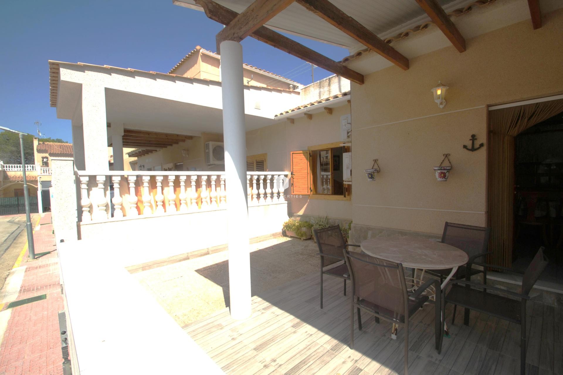 Tweedehands - Chalet -
Torrevieja - Costa Blanca