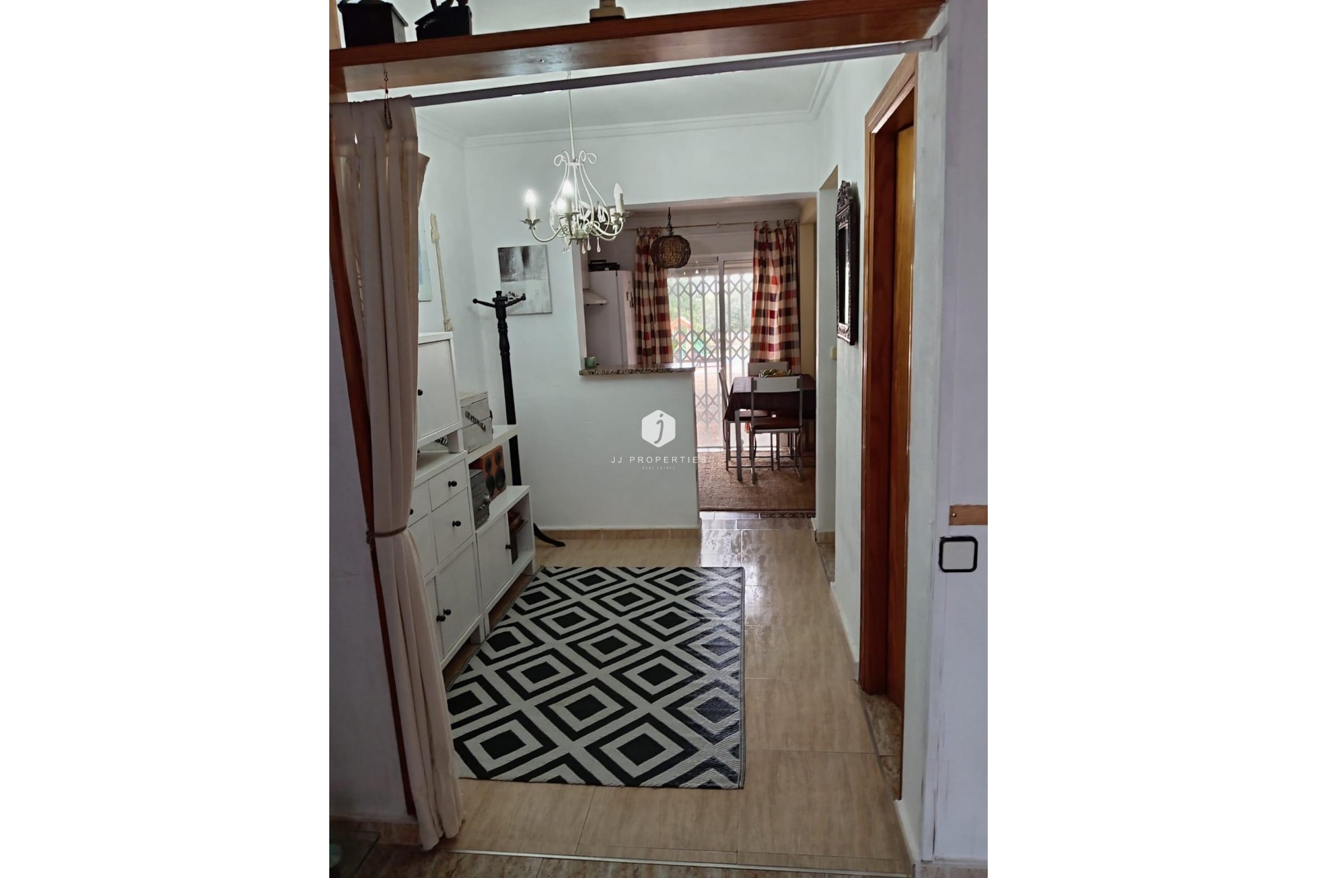 Tweedehands - Chalet -
Torrevieja - Costa Blanca