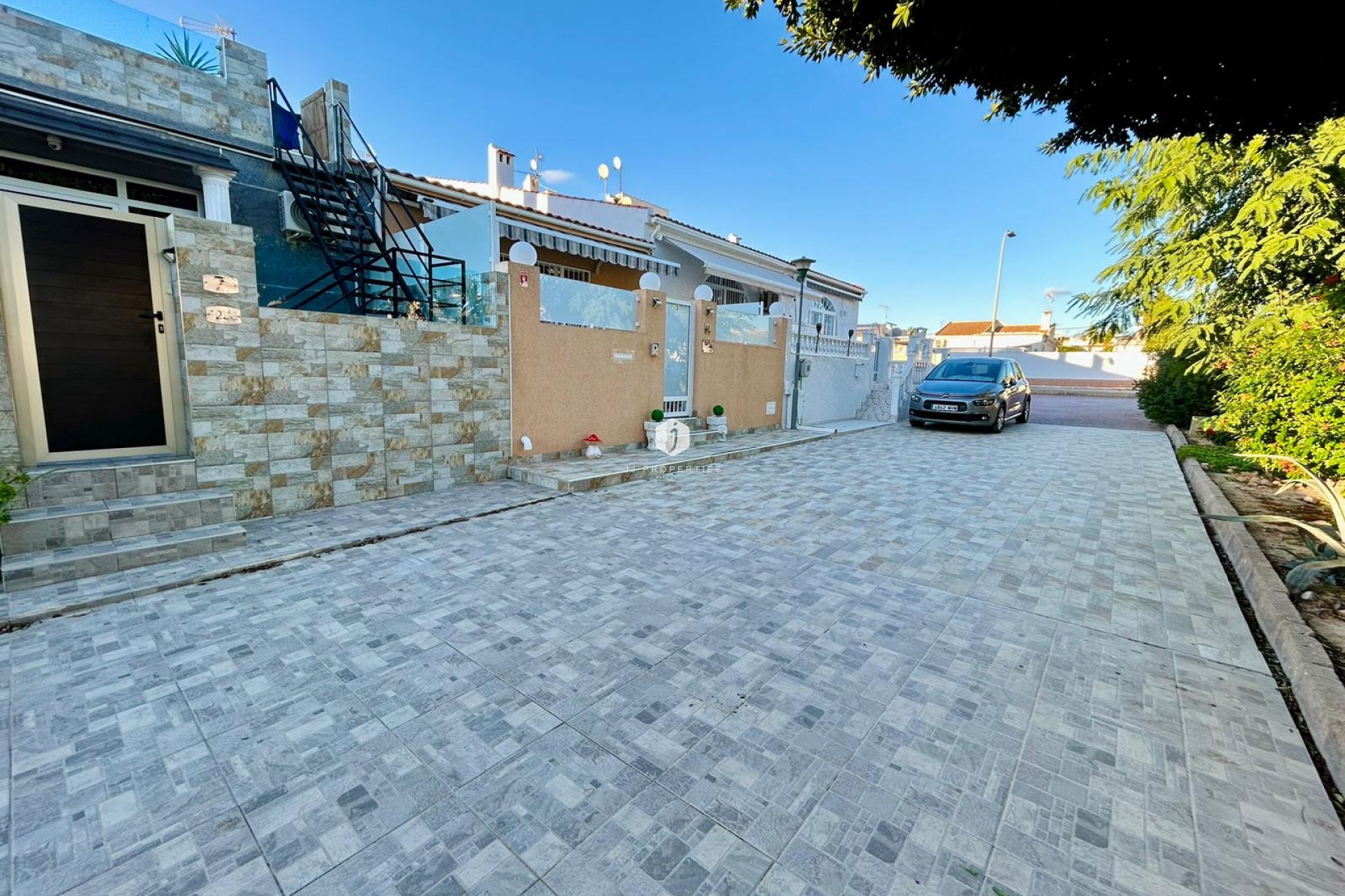 Tweedehands - Chalet -
Torrevieja - Costa Blanca