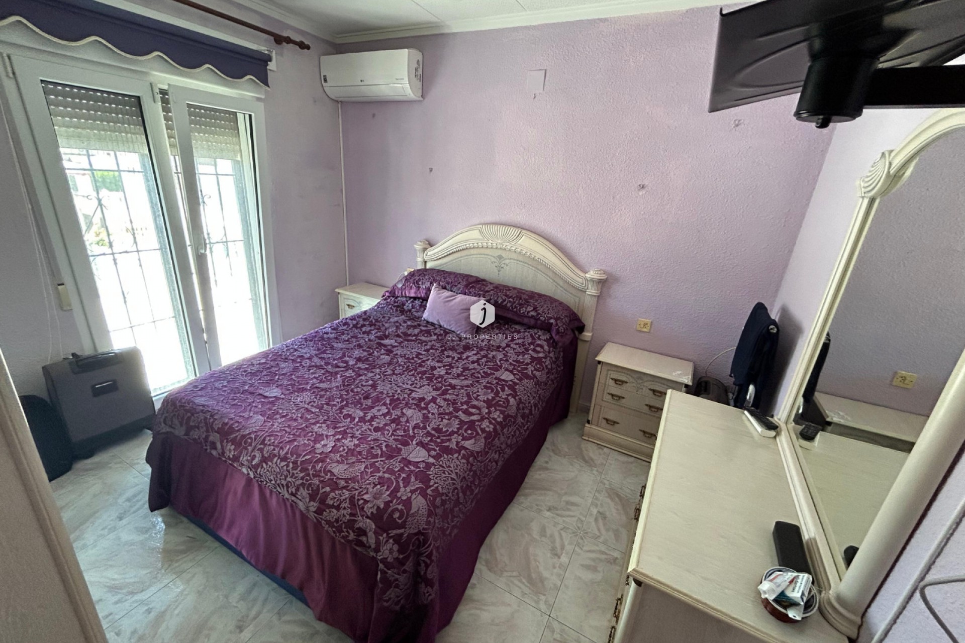 Tweedehands - Chalet -
Torrevieja - Costa Blanca