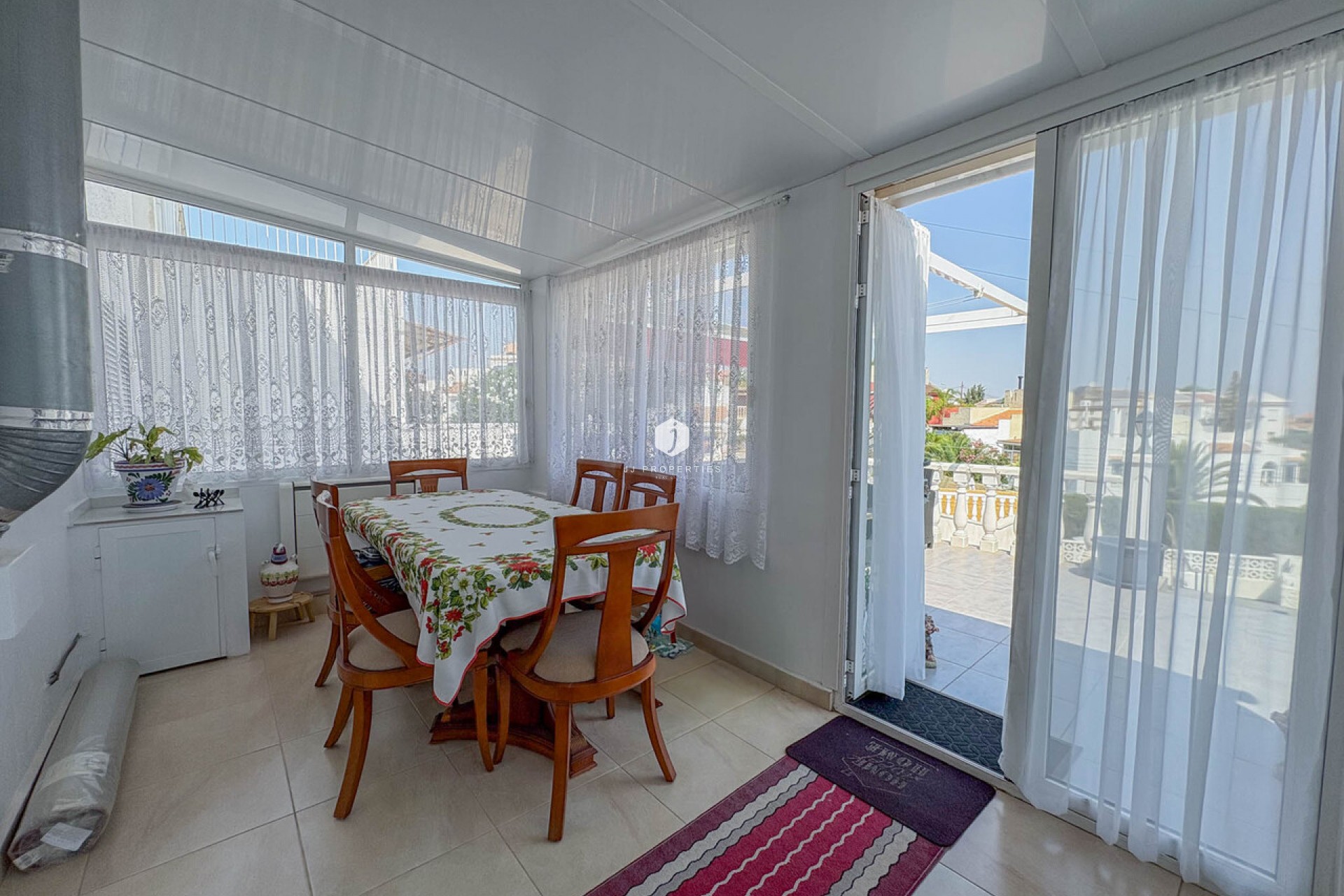 Tweedehands - Chalet -
Torrevieja - Costa Blanca