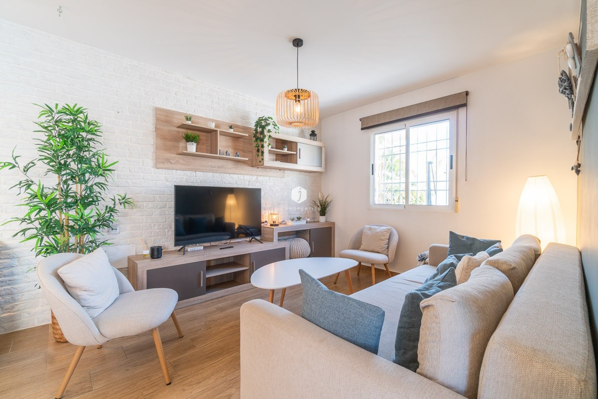 Tweedehands - Chalet -
Torrevieja - Costa Blanca