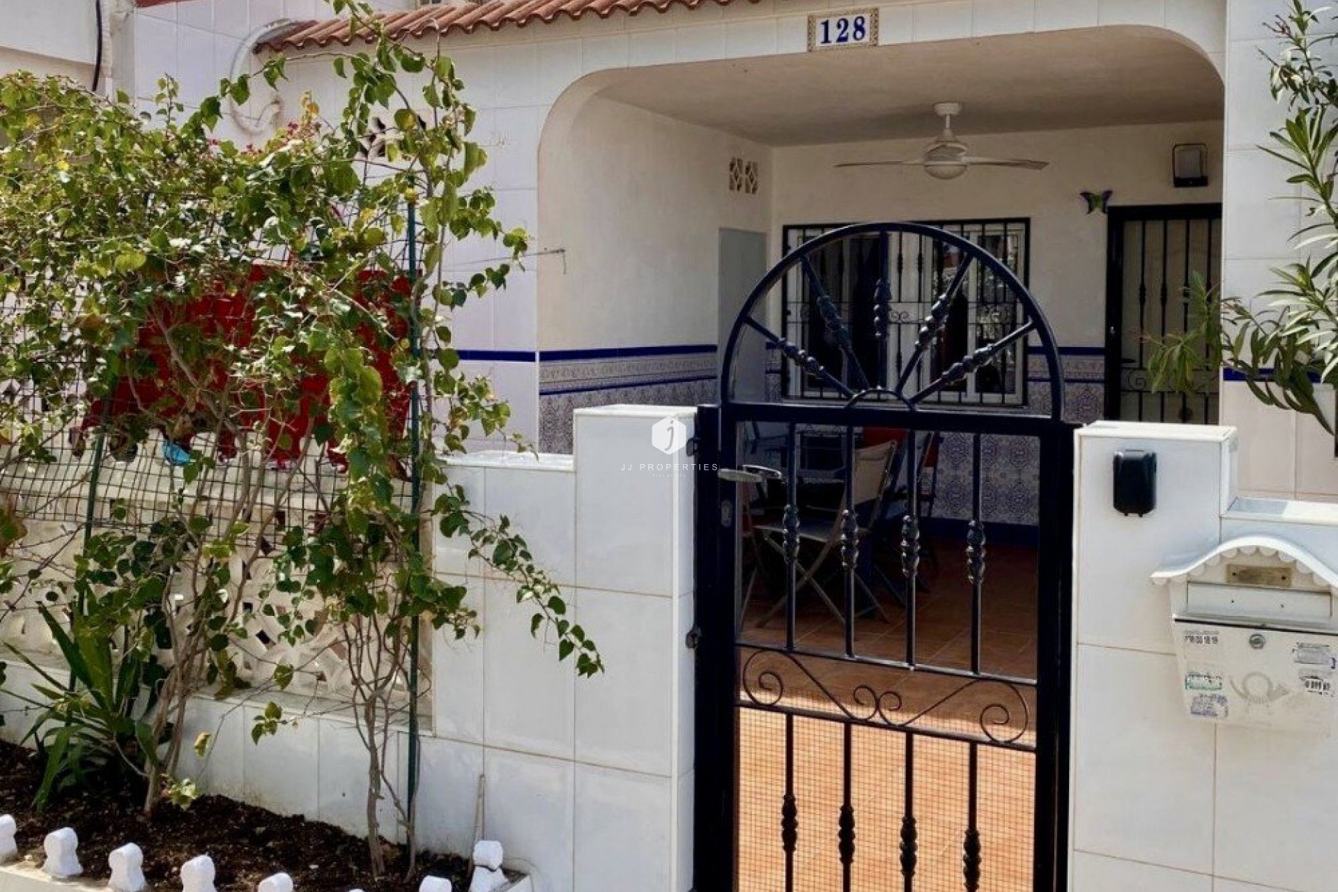 Tweedehands - Chalet -
Torrevieja - Costa Blanca