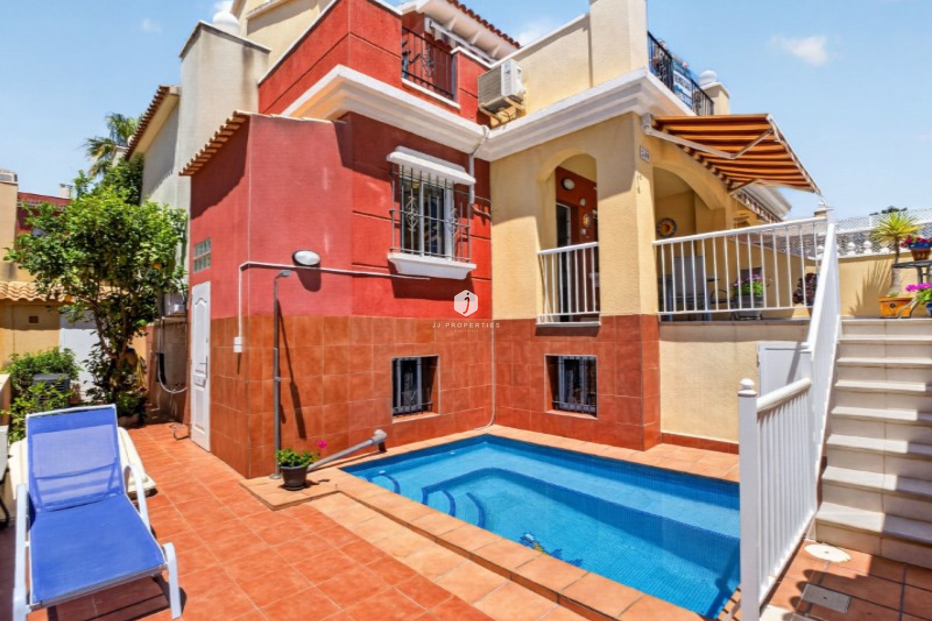 Tweedehands - Chalet -
Torrevieja - Costa Blanca