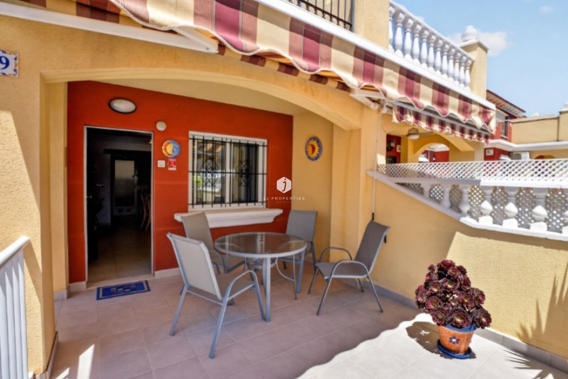 Tweedehands - Chalet -
Torrevieja - Costa Blanca