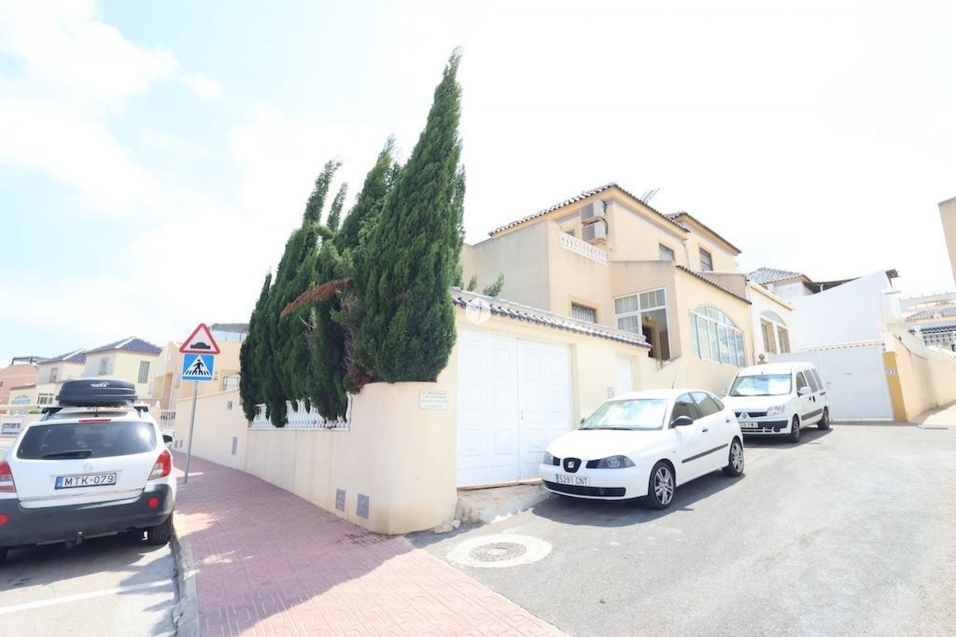 Tweedehands - Chalet -
Torrevieja - Costa Blanca
