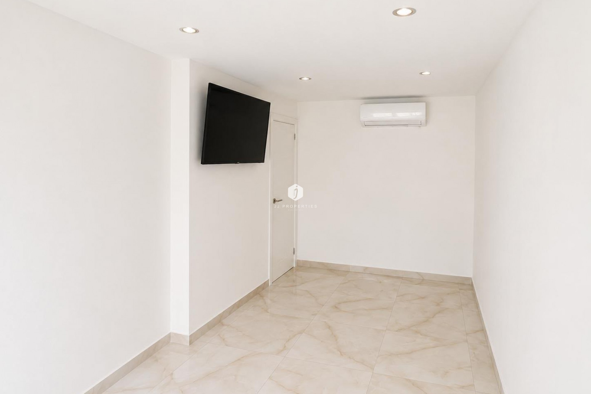 Tweedehands - Chalet -
Torrevieja - Costa Blanca