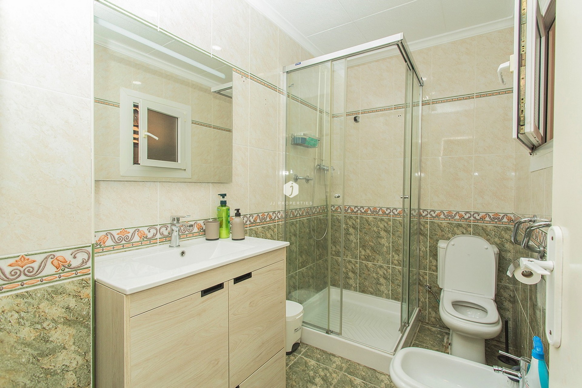 Tweedehands - Chalet -
Torrevieja - Costa Blanca