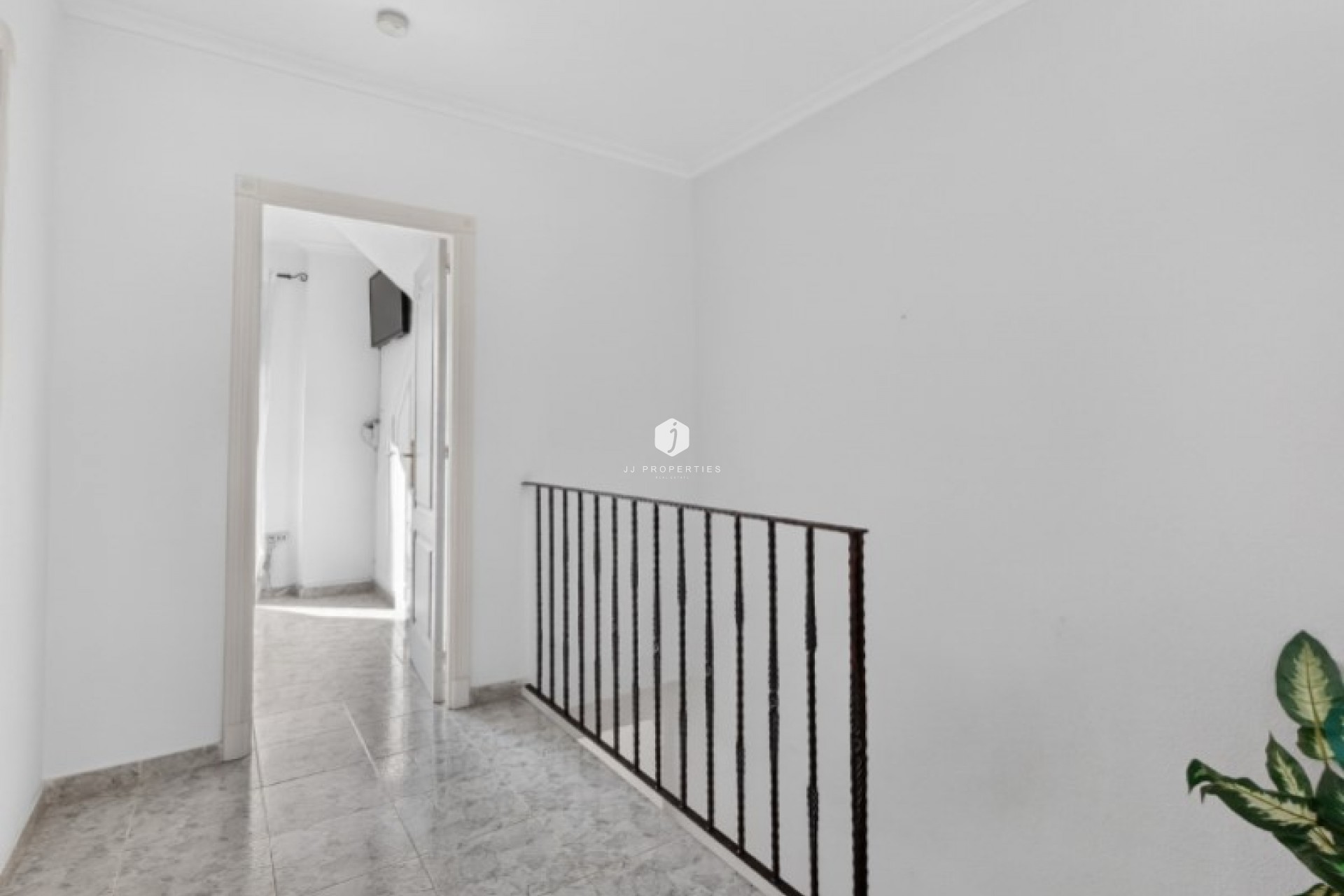 Tweedehands - Chalet -
Torrevieja - Costa Blanca